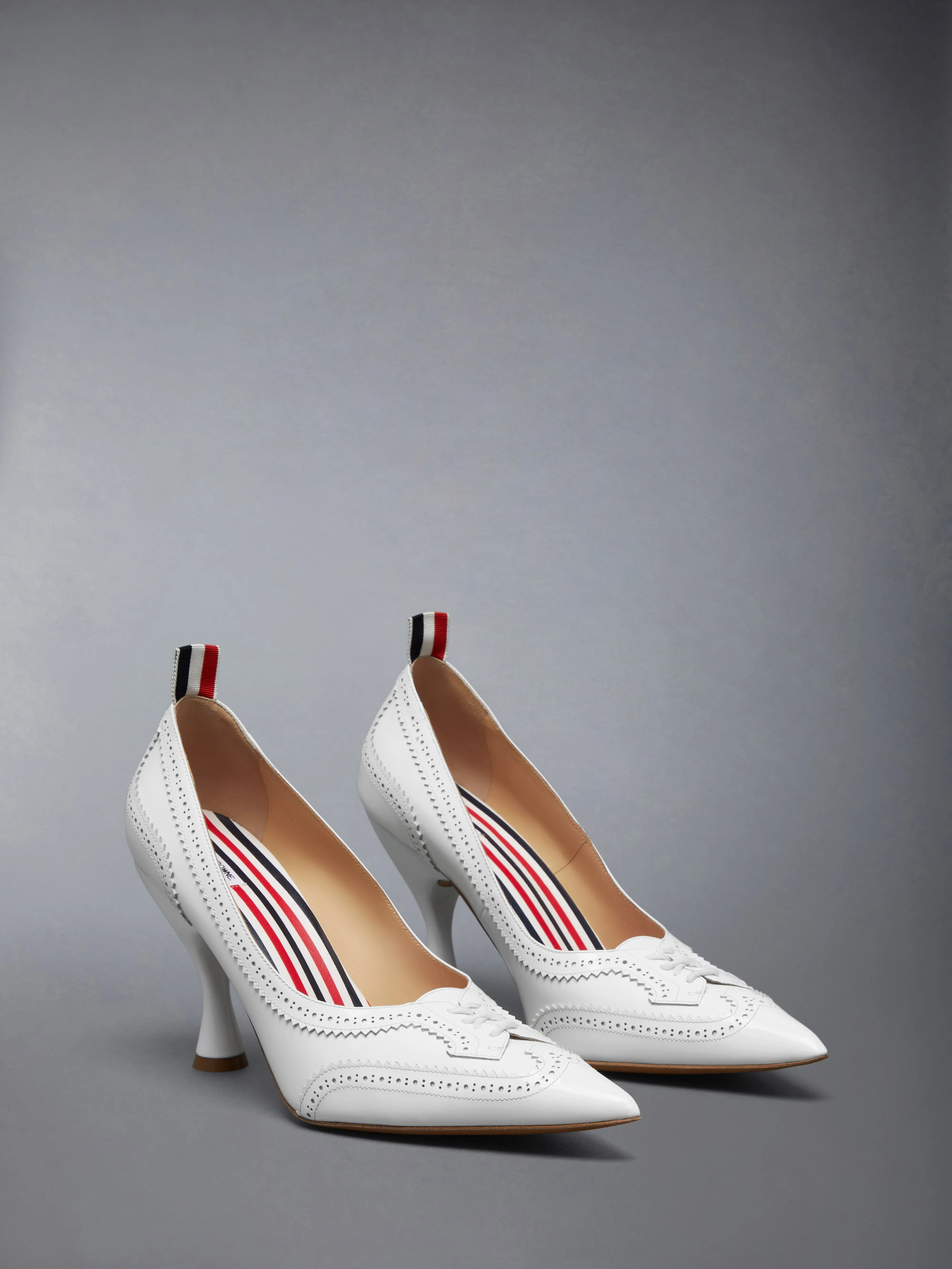 SOFT PATENT LEATHER WINGTIP 90MM CURVED HEEL PUMP sold by Thom Browne product image thumbnail 2