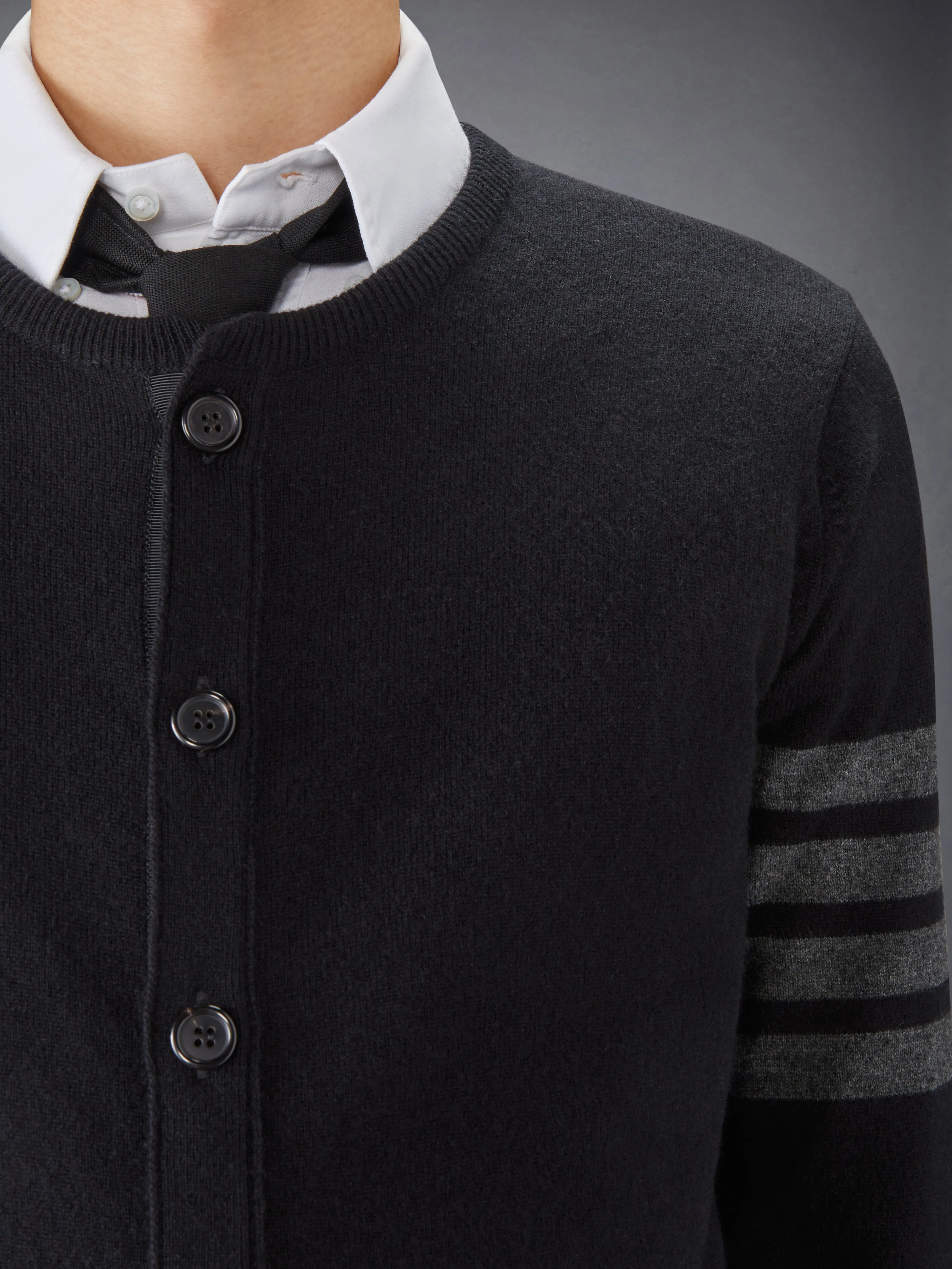 CASHMERE CLASSIC CREW NECK 4-BAR CARDIGAN sold by Thom Browne product image thumbnail 4