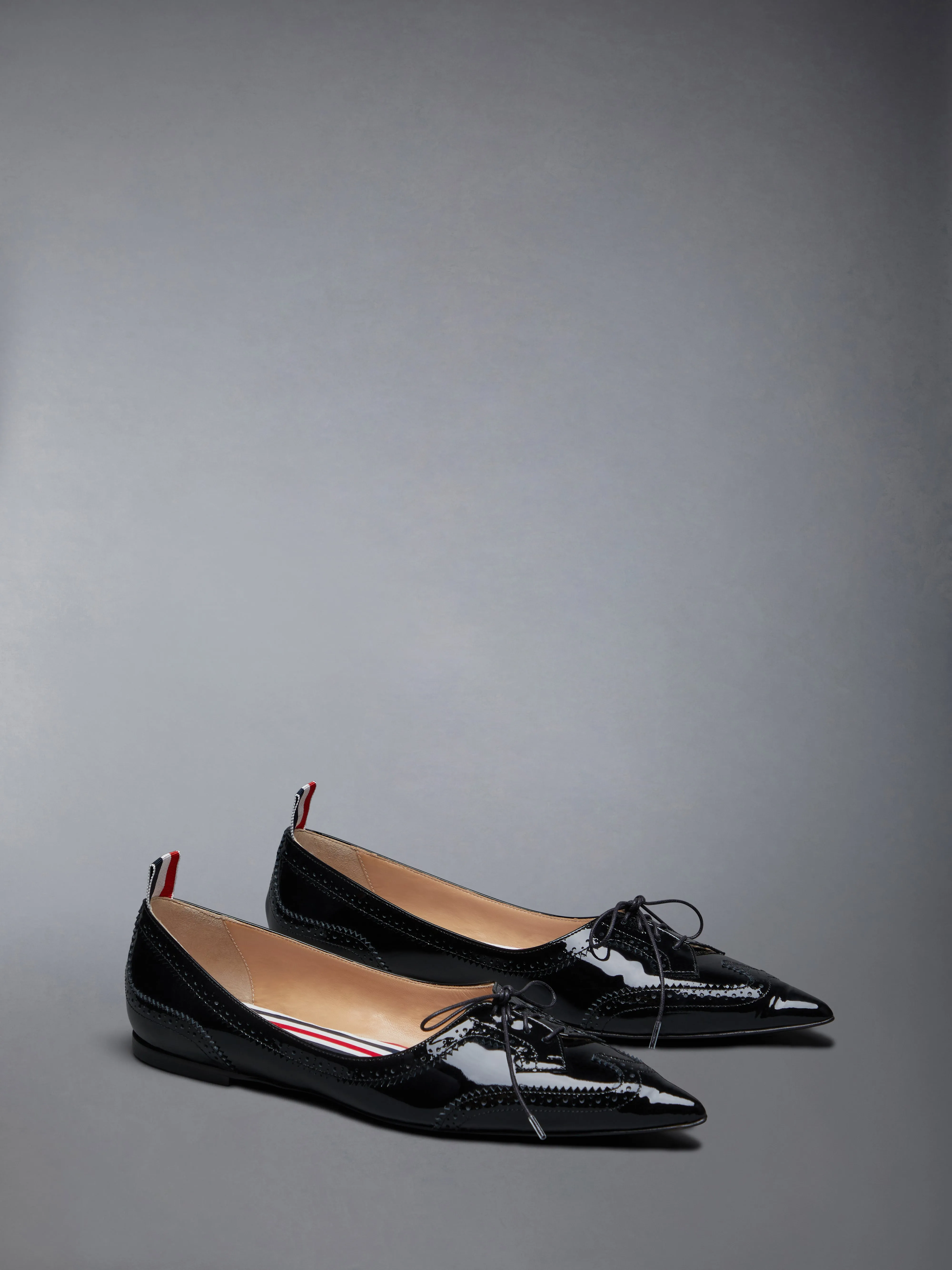 PATENT POINTED WINGTIP BALLERINA sold by Thom Browne product image thumbnail 2