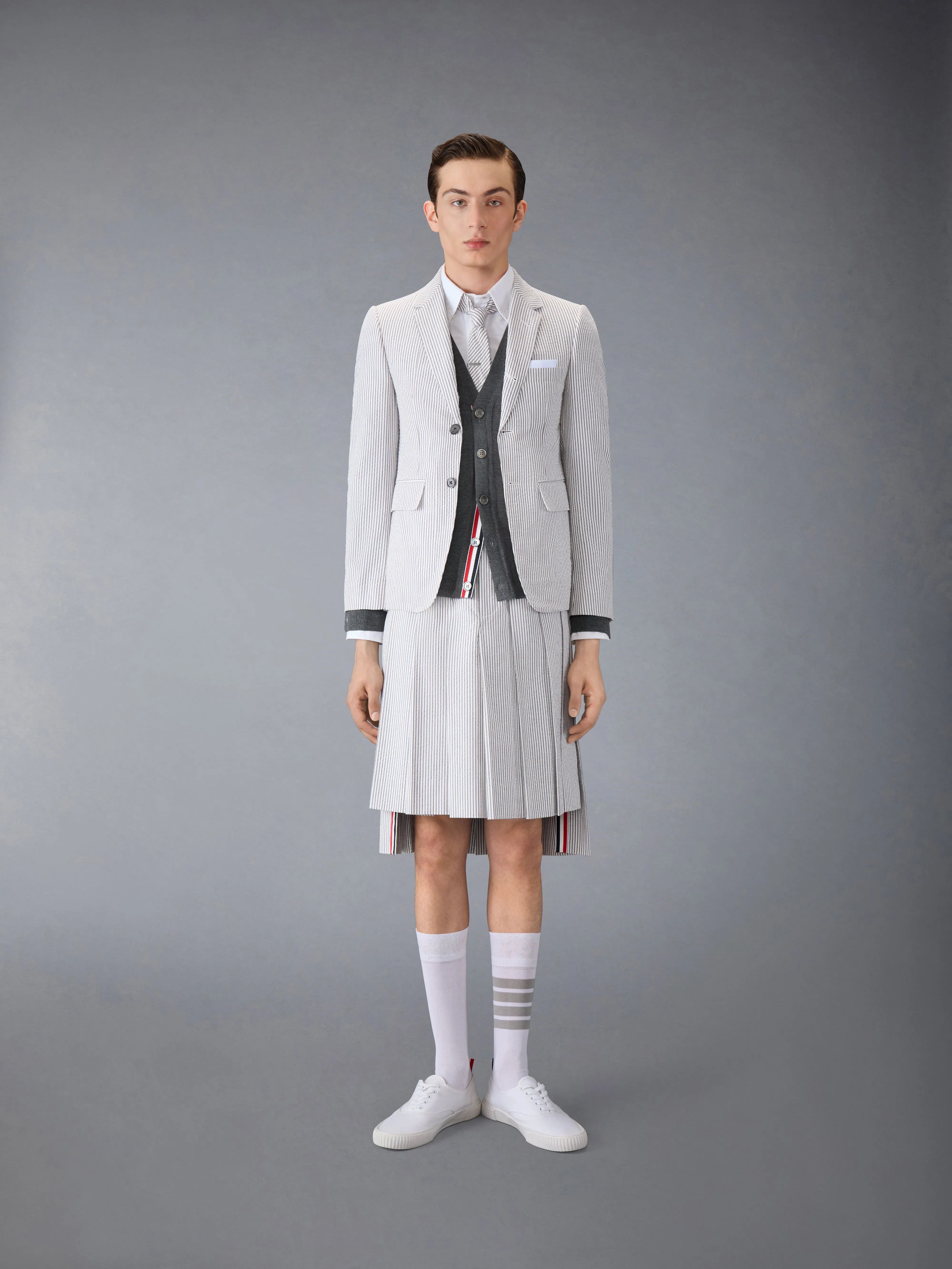 MERINO WOOL 4-BAR CLASSIC V-NECK CARDIGAN sold by Thom Browne product image thumbnail 3