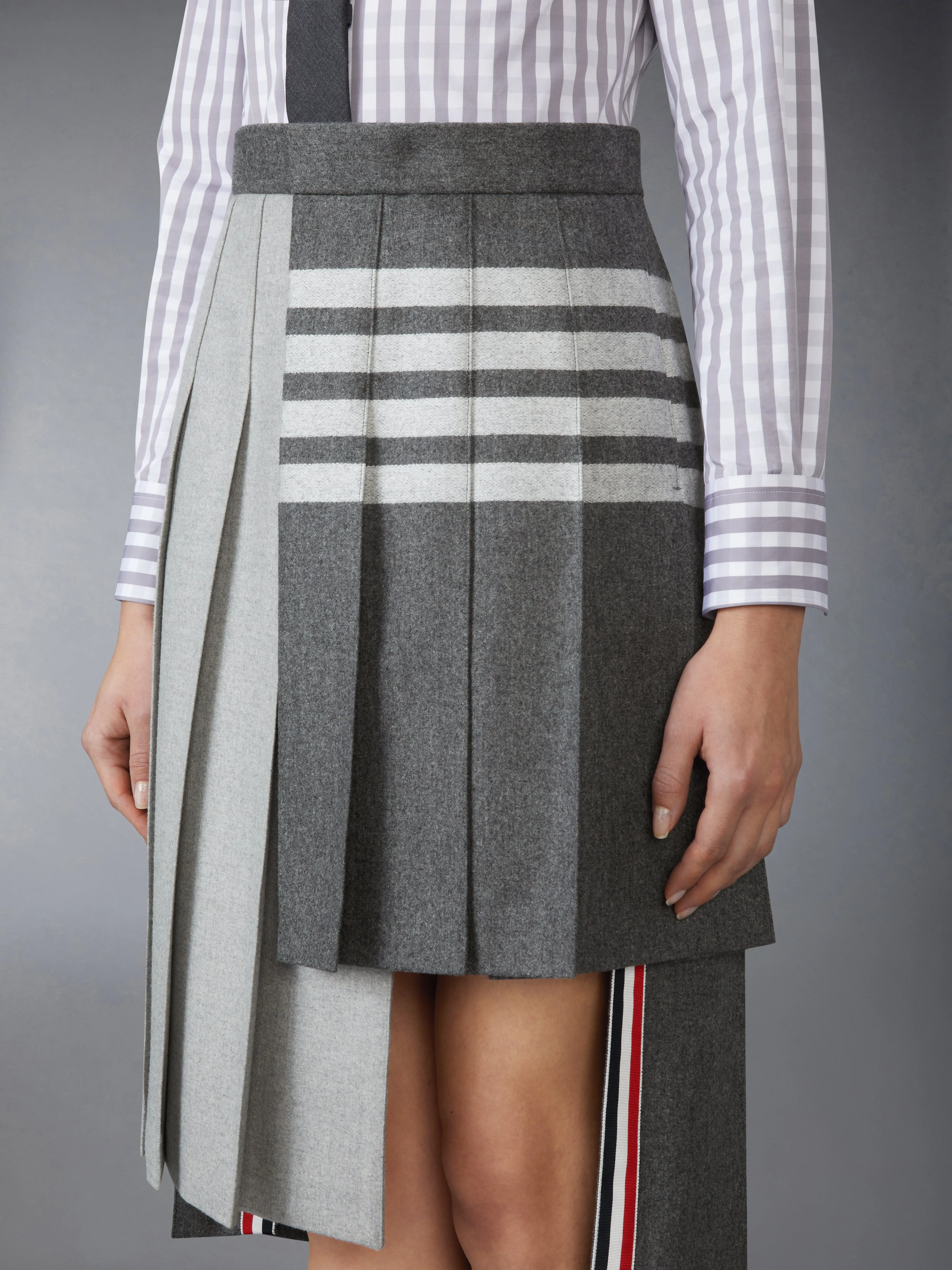 WOOL FLANNEL 4-BAR PLEATED SKIRT sold by Thom Browne product image thumbnail 5