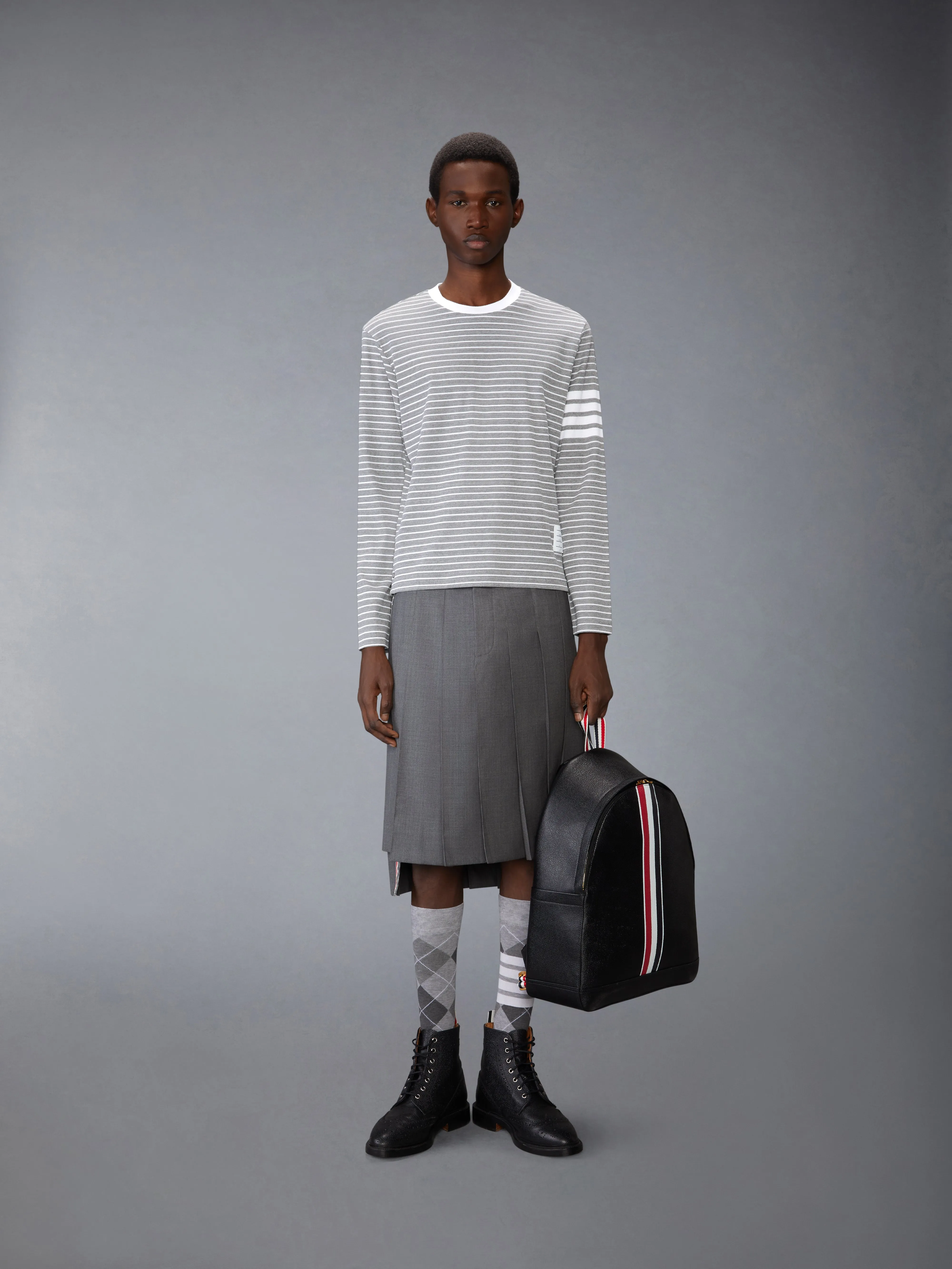 MILANO STRIPE 4-BAR LONG SLEEVE TEE sold by Thom Browne product image thumbnail 3