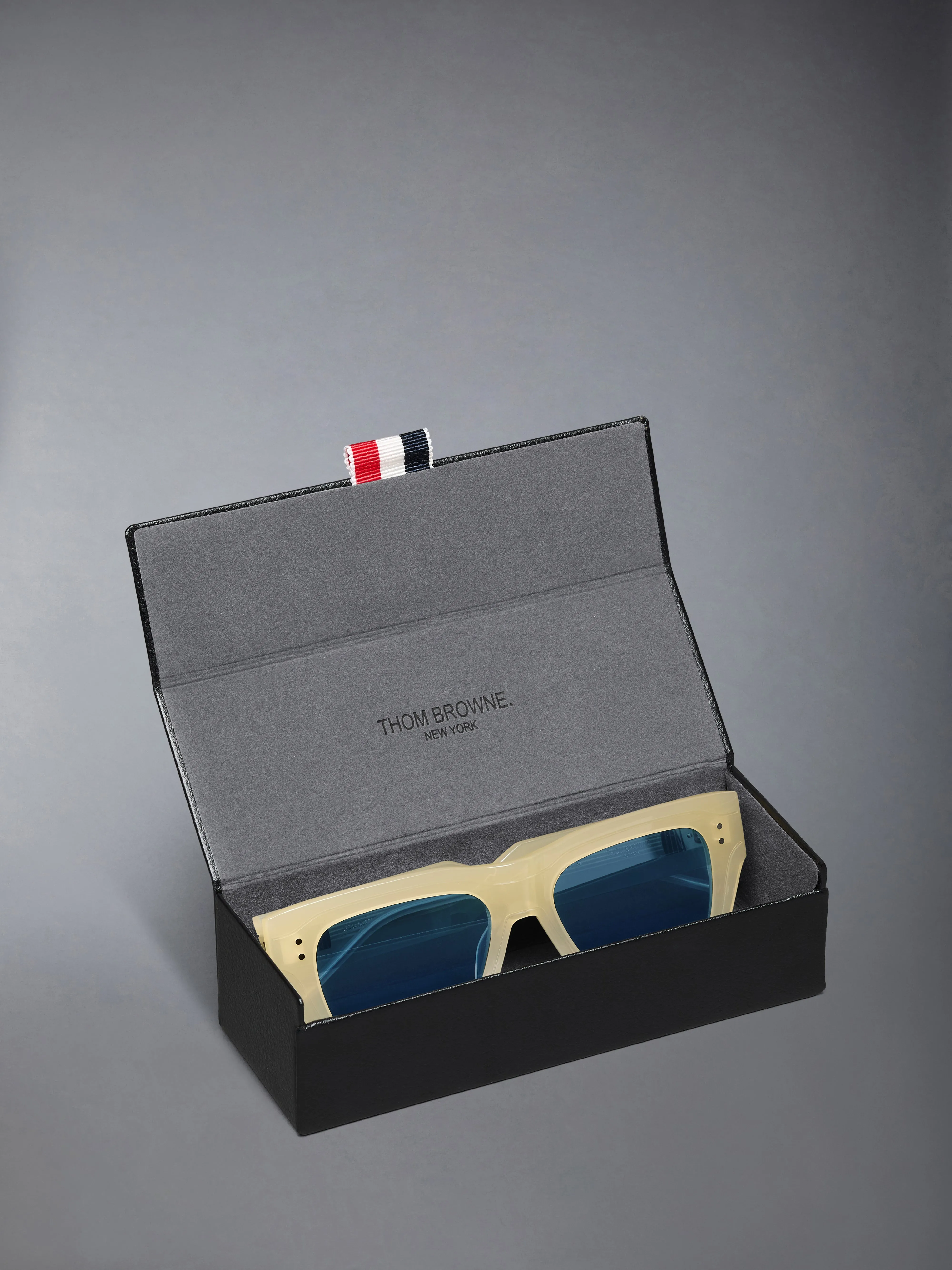 ACETATE RECTANGULAR SUNGLASSES sold by Thom Browne product image thumbnail 4