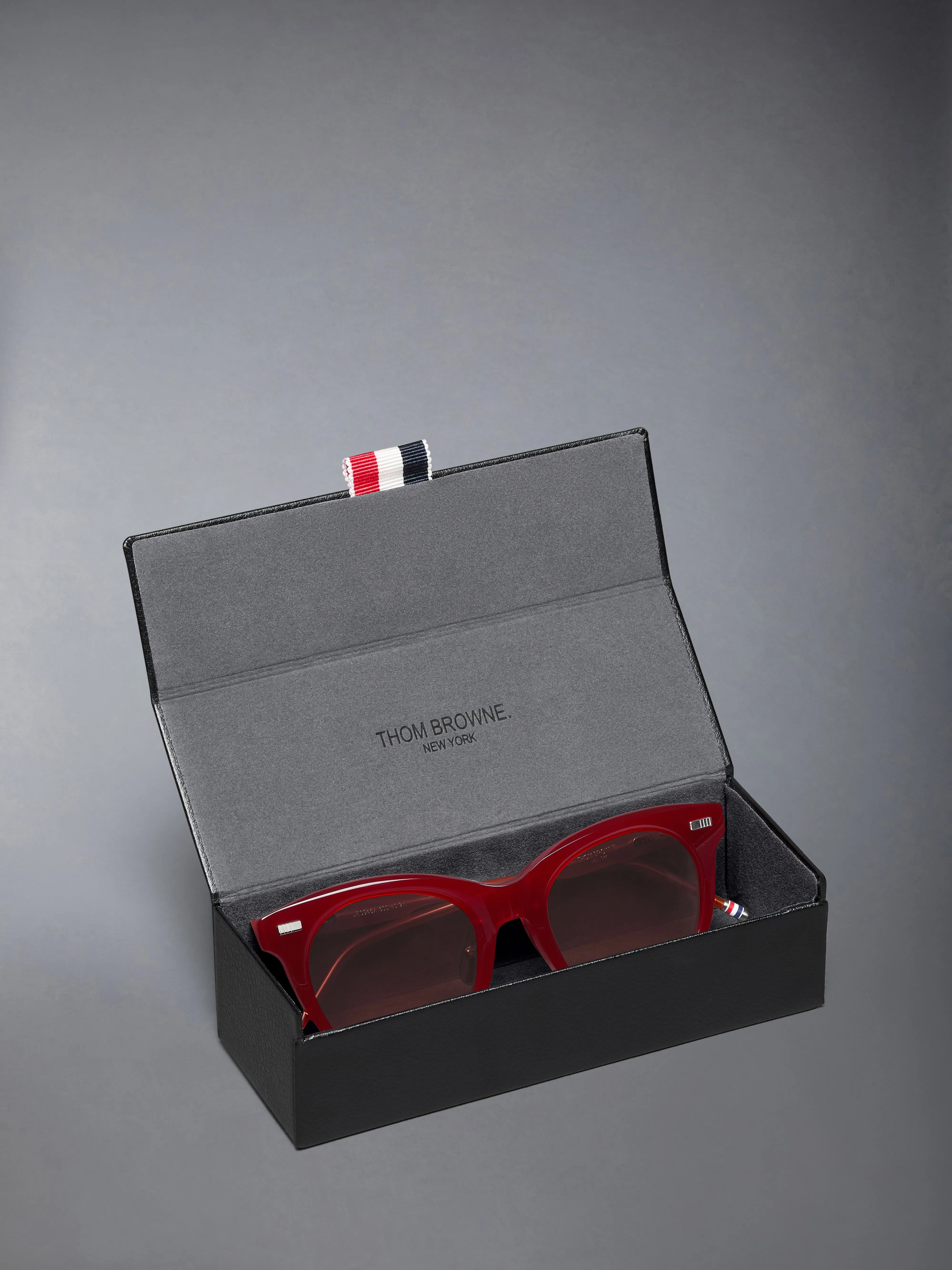 ACETATE CATEYE SUNGLASSES sold by Thom Browne product image thumbnail 4