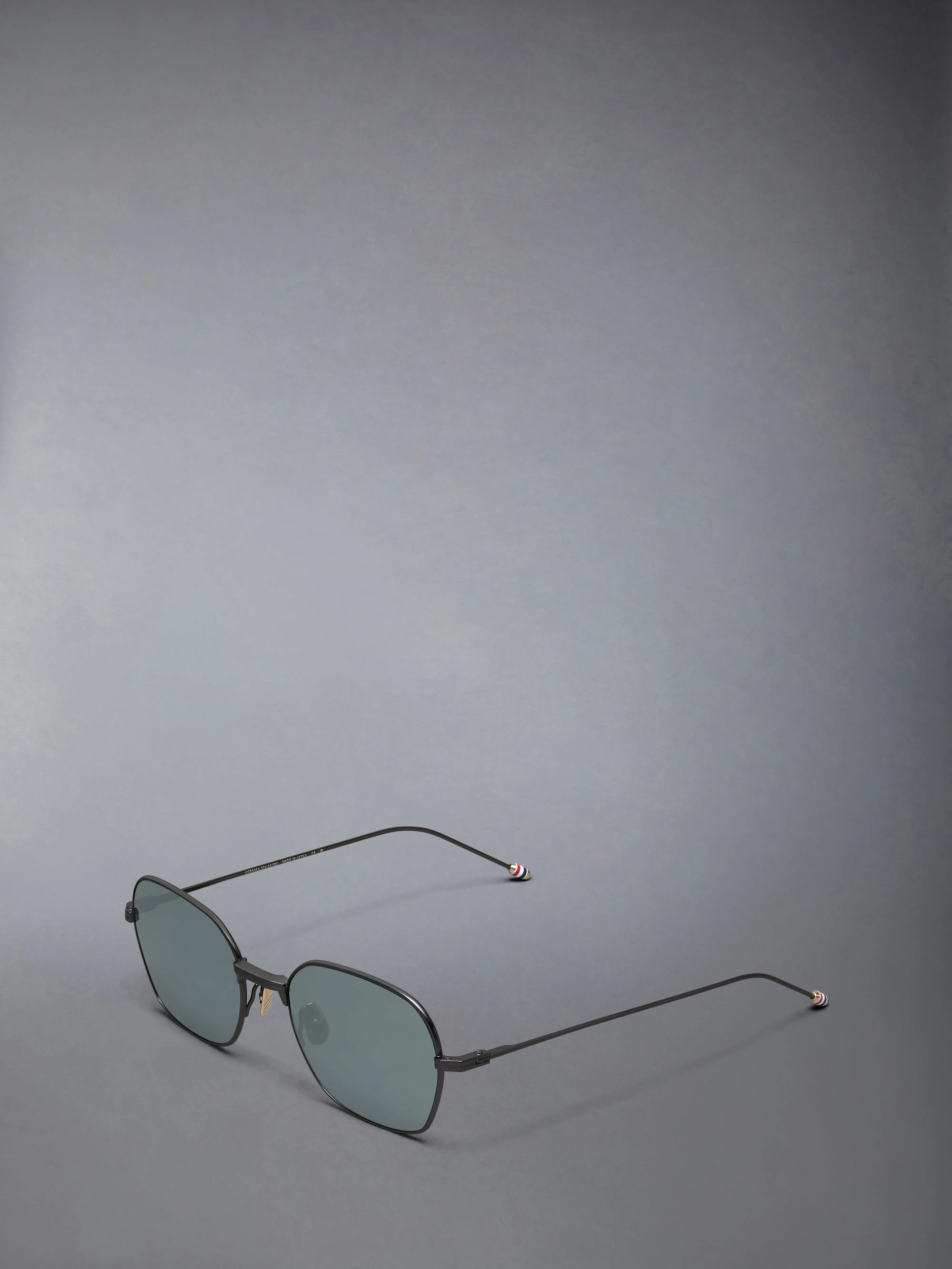 TITANIUM RECTANGULAR SUNGLASSES sold by Thom Browne product image thumbnail 3