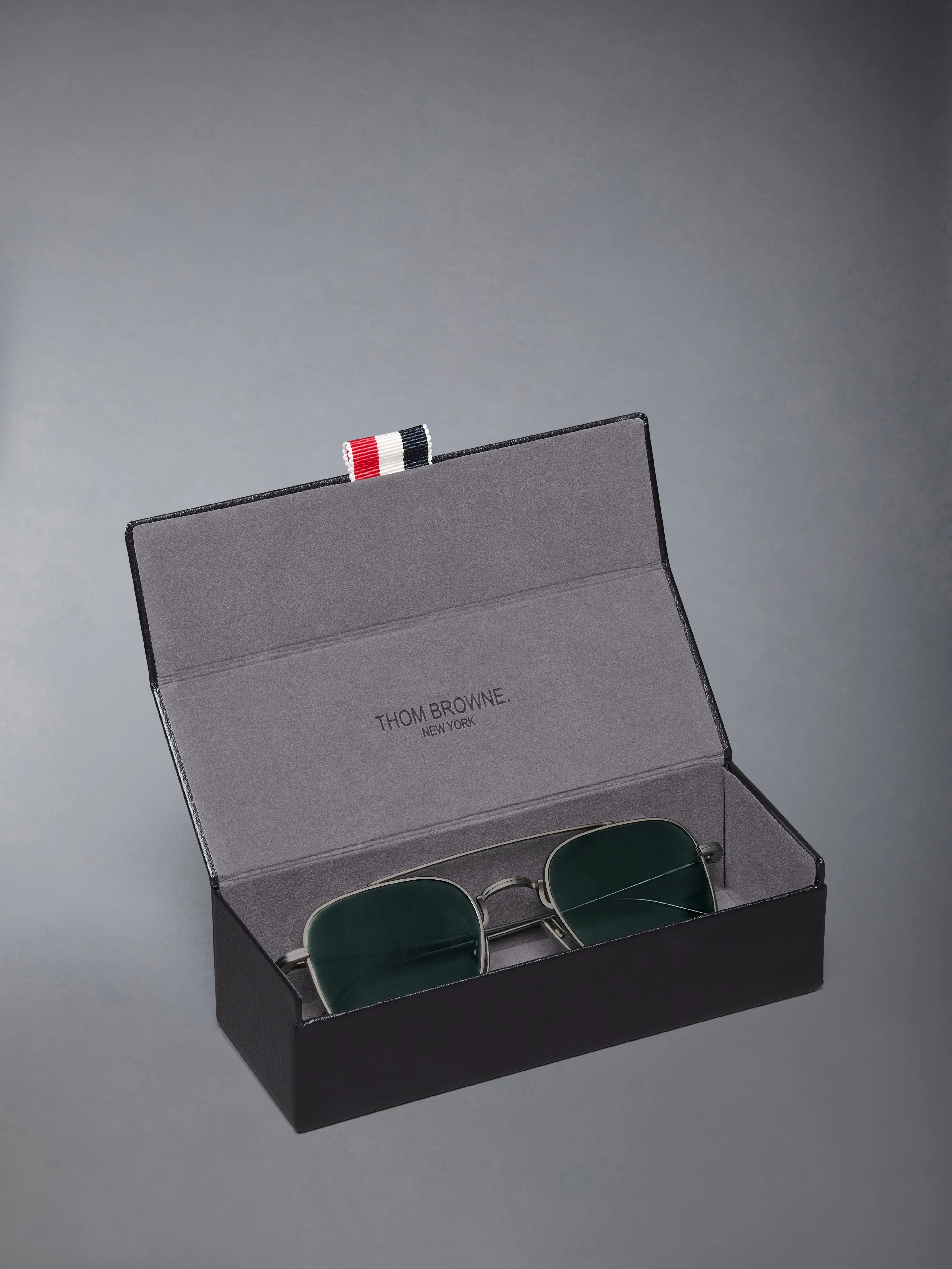 TITANIUM SQUARED AVIATOR SUNGLASSES sold by Thom Browne product image thumbnail 4