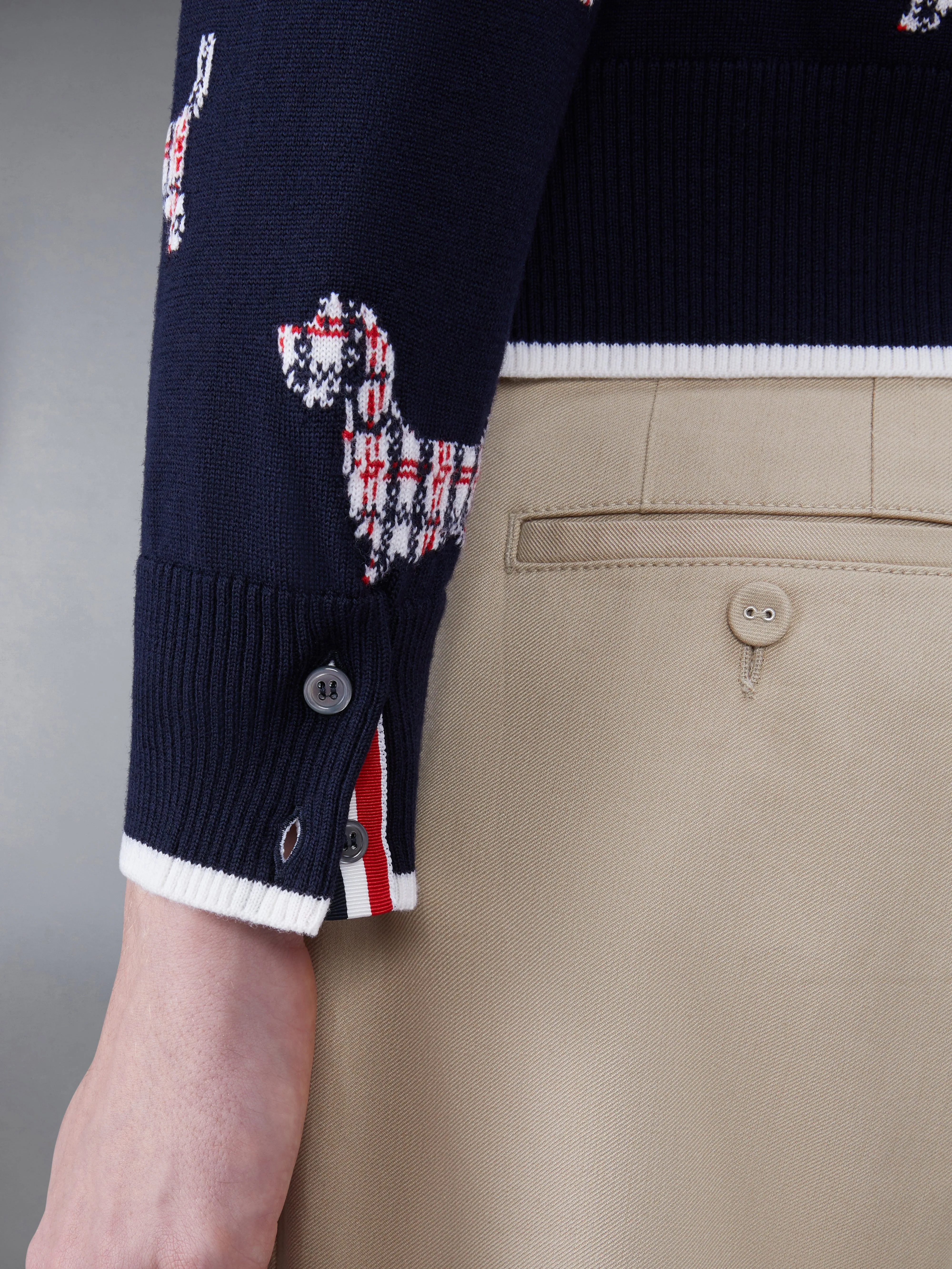 WOOL 4-BAR V-NECK HECTOR CARDIGAN sold by Thom Browne product image thumbnail 5