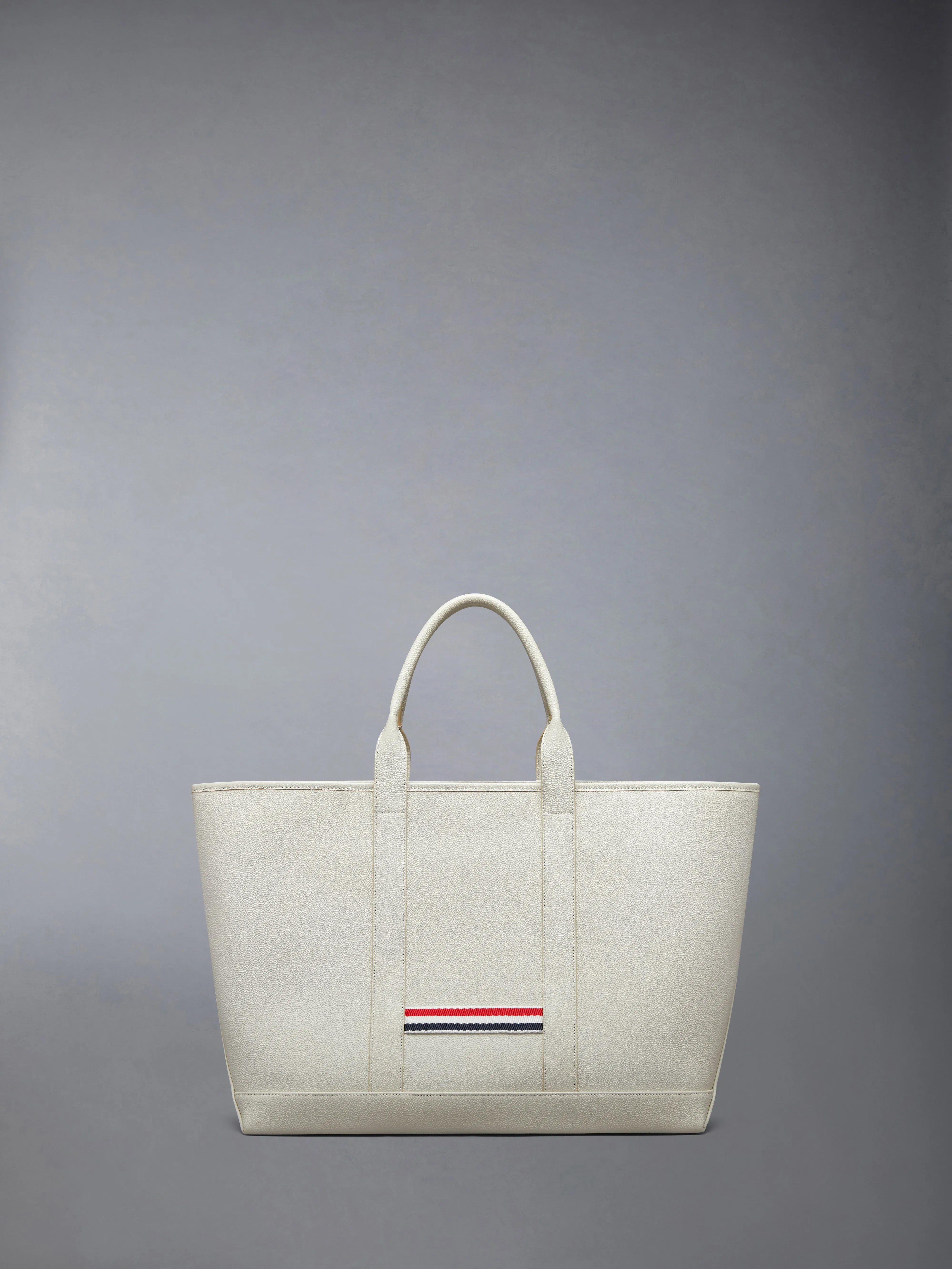 PEBBLE GRAIN HECTOR MEDIUM TOOL TOTE sold by Thom Browne product image thumbnail 3