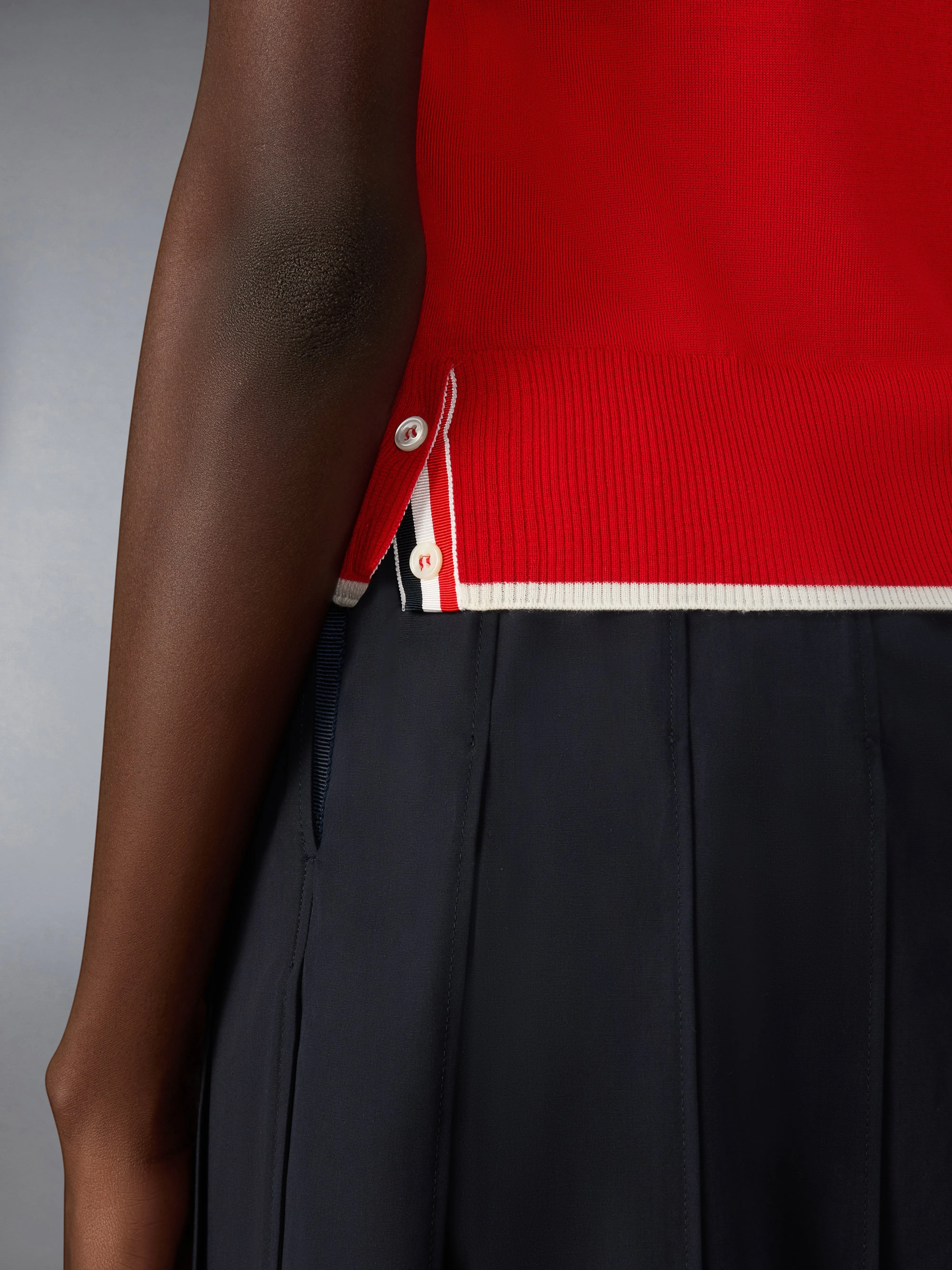 MERINO WOOL 4-BAR SHORT SLEEVE PULLOVER sold by Thom Browne product image thumbnail 4