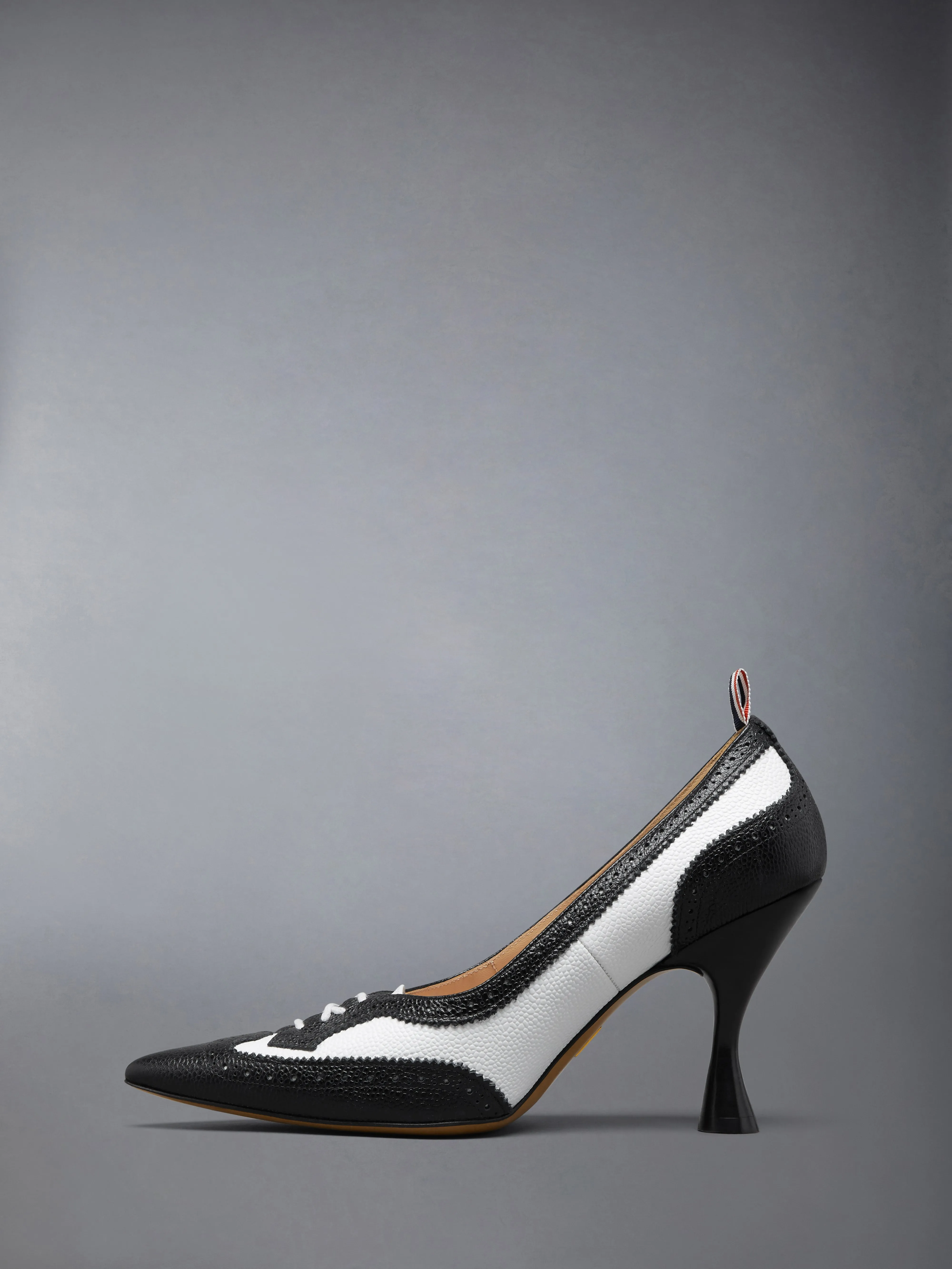 PEBBLE GRAIN WINGTIP PUMP 90MM sold by Thom Browne product image thumbnail 3