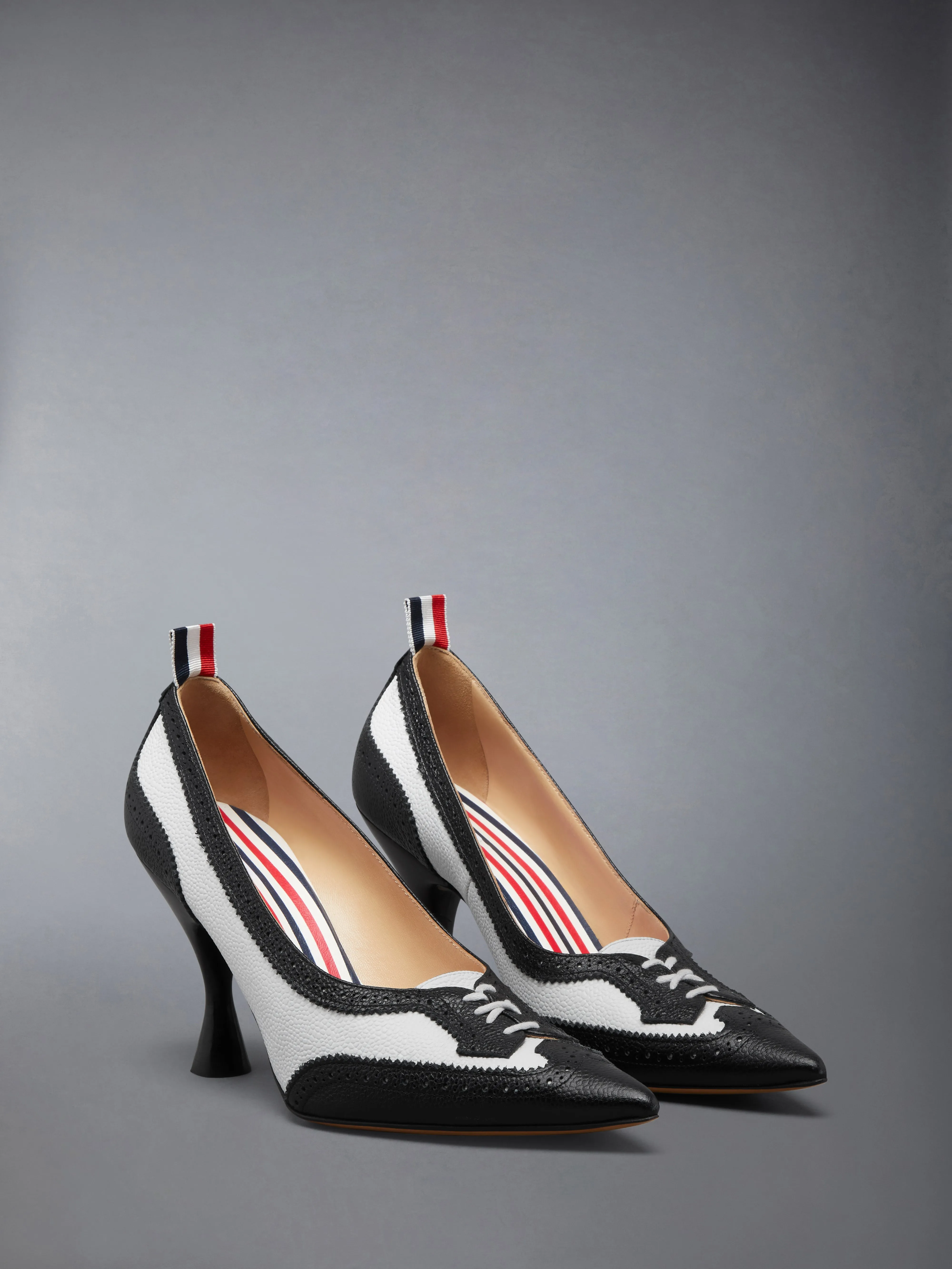 PEBBLE GRAIN WINGTIP PUMP 90MM sold by Thom Browne product image thumbnail 2