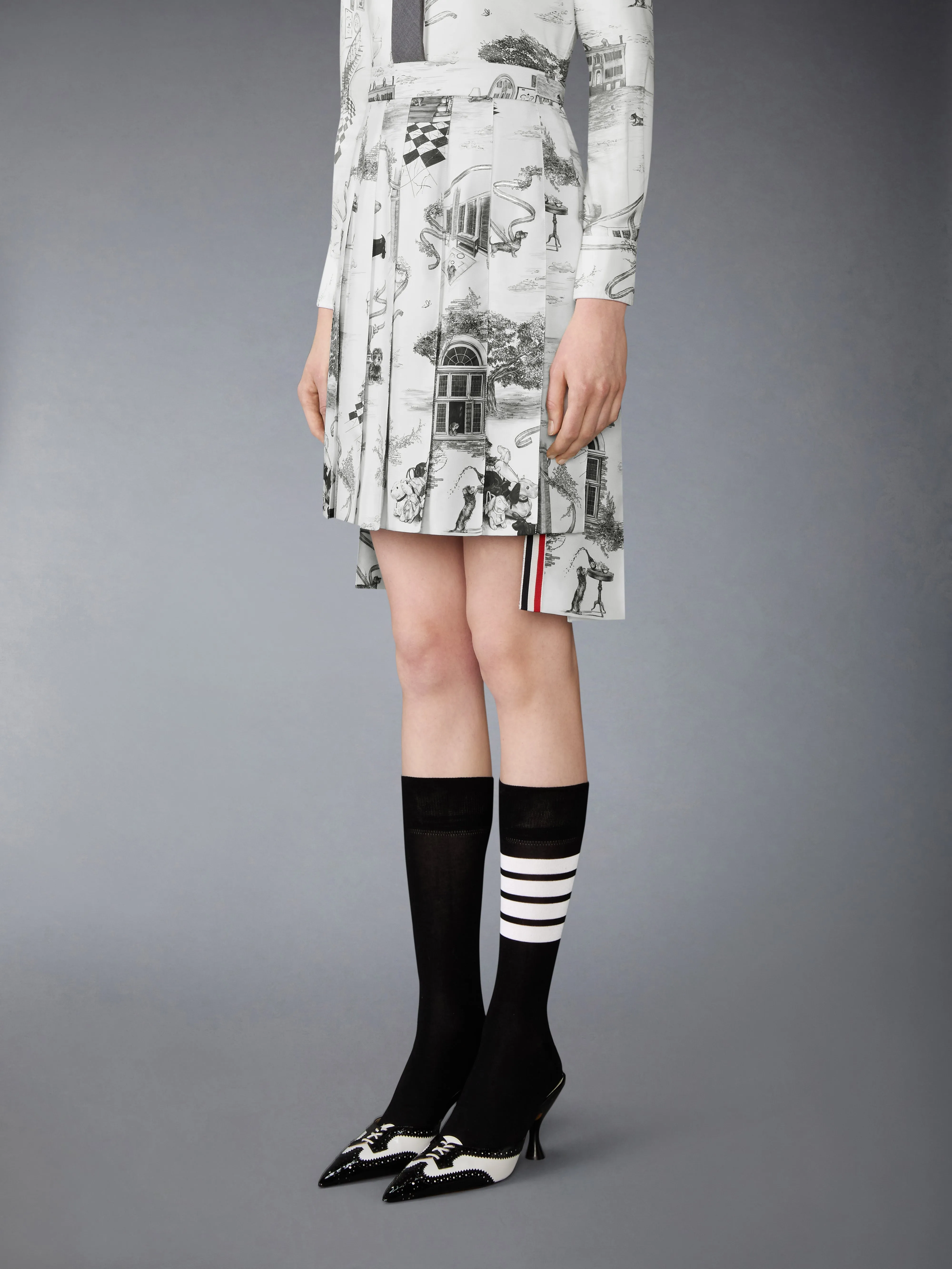 SILK TWILL HECTOR TOILE PLEATED SKIRT sold by Thom Browne product image thumbnail 2