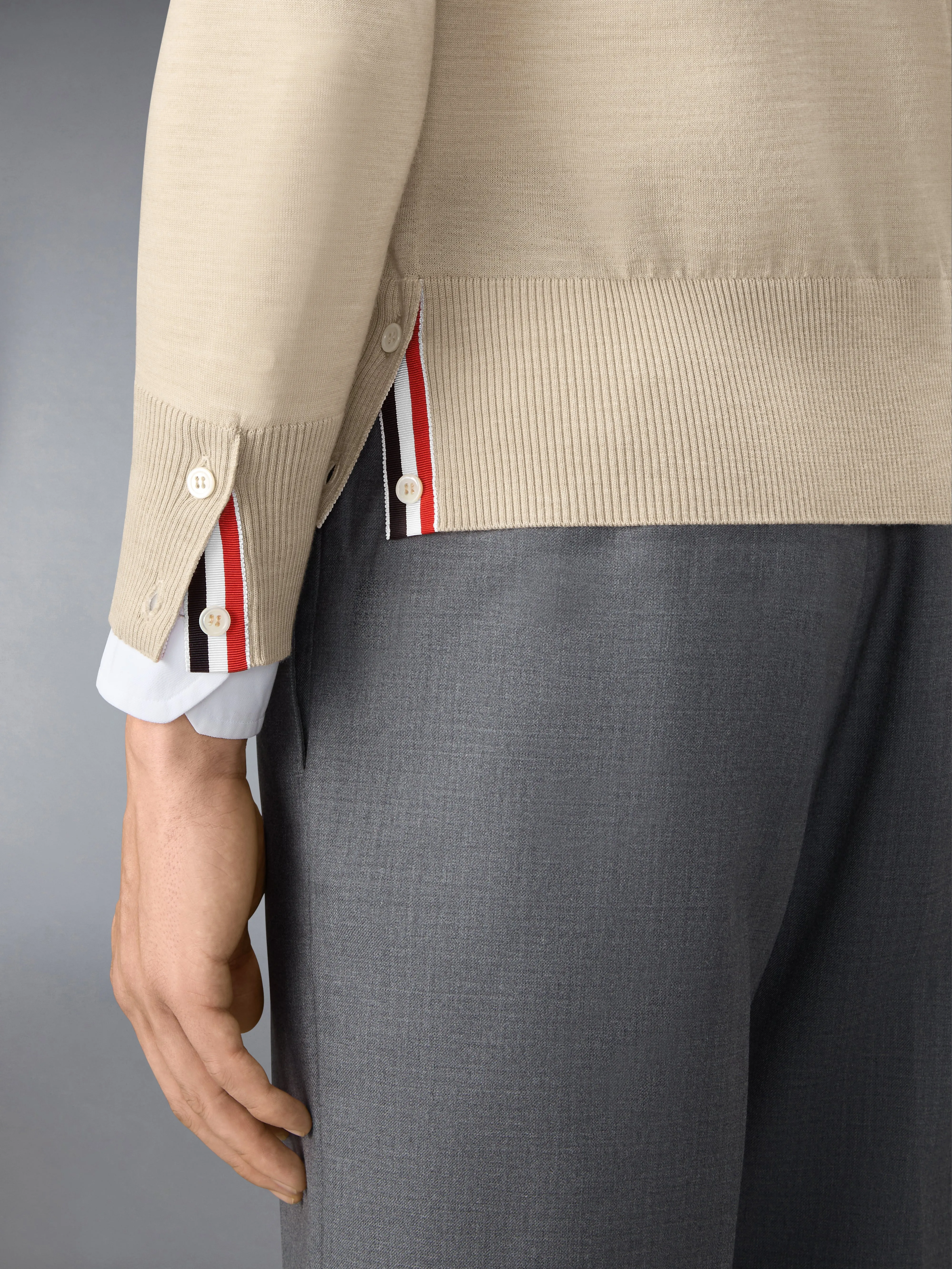 MERINO WOOL 4-BAR CLASSIC V-NECK CARDIGAN sold by Thom Browne product image thumbnail 4