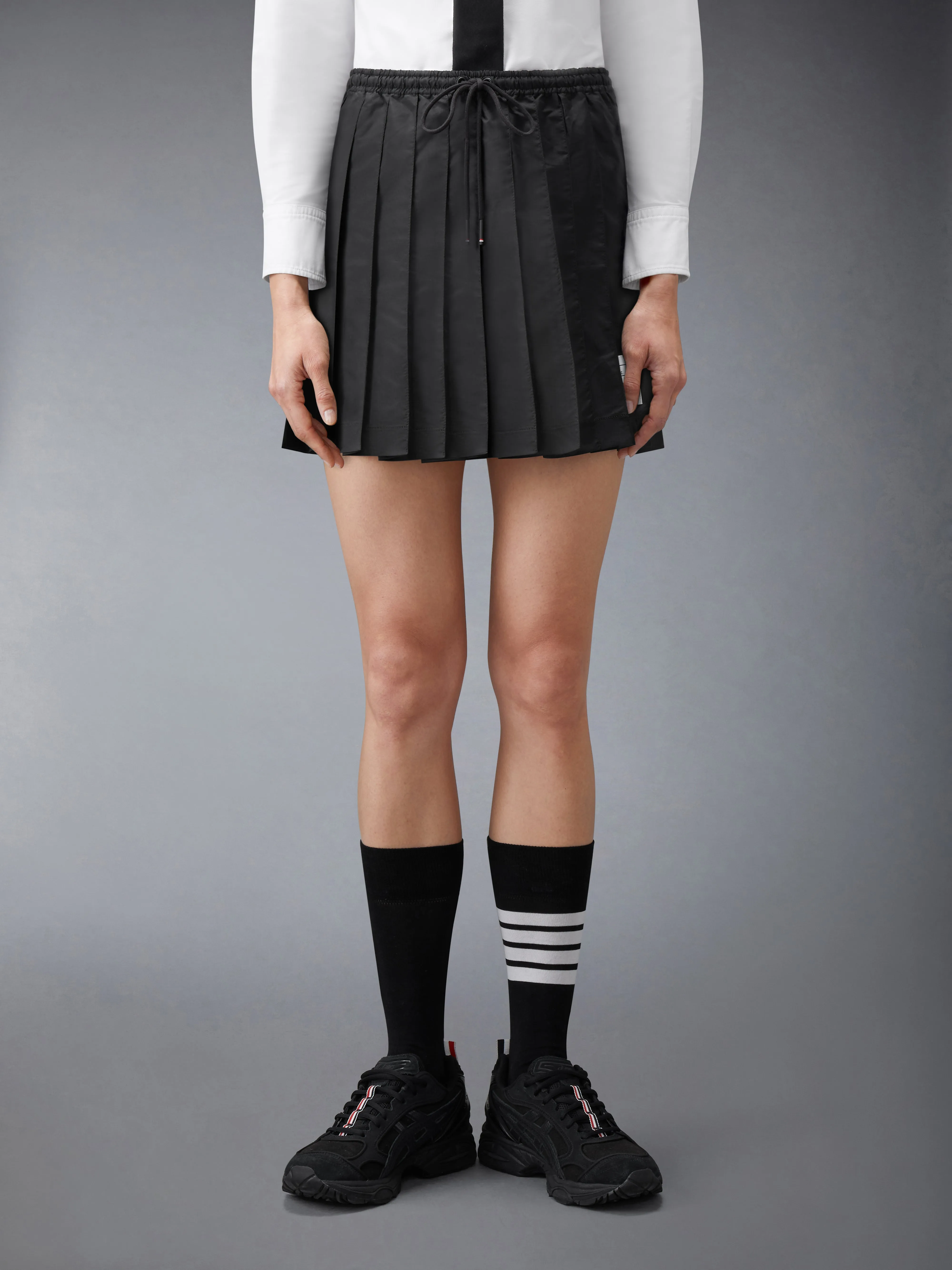 RIPSTOP PLEATED MINI SKIRT sold by Thom Browne product image thumbnail 2