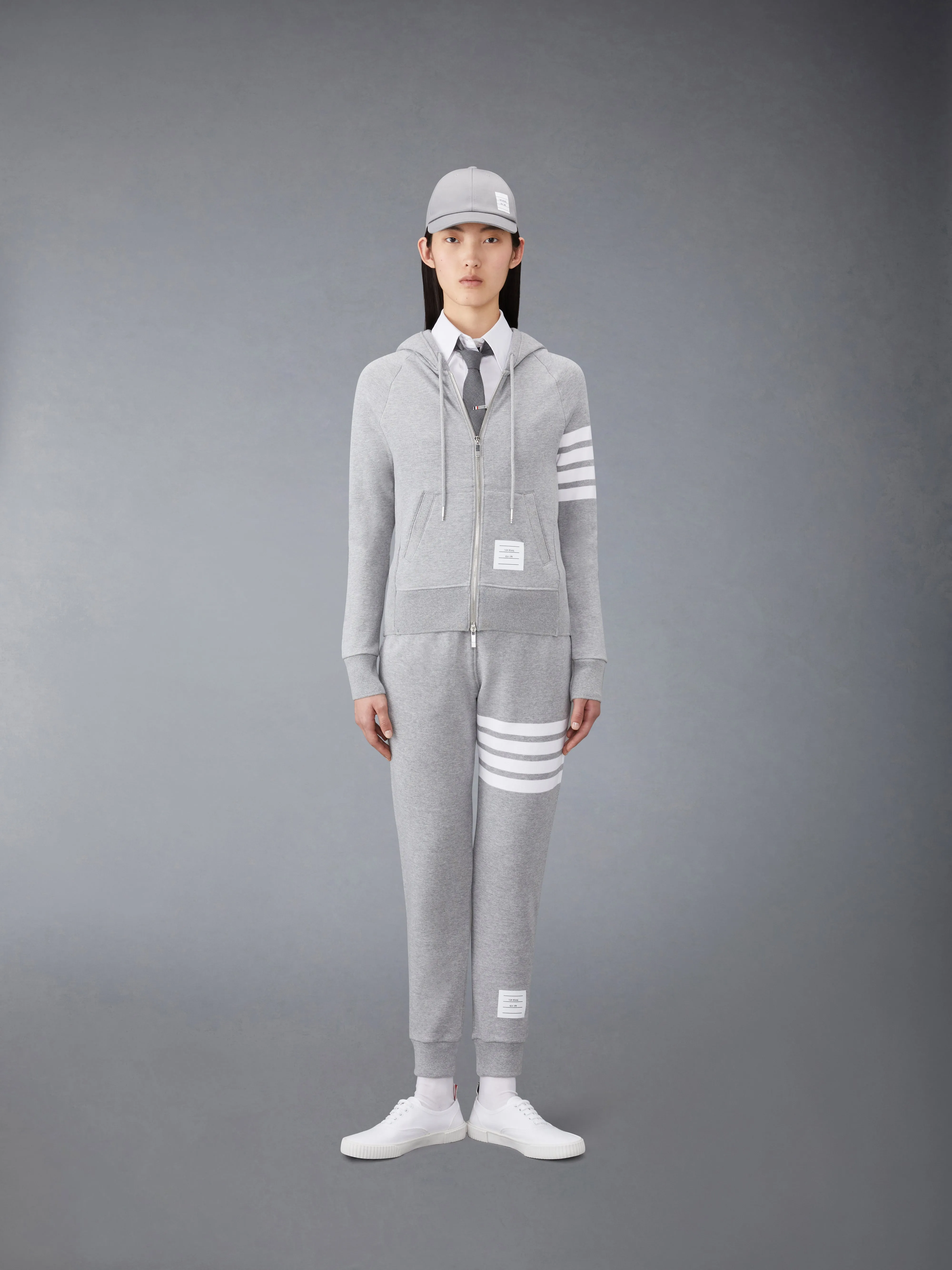 CLASSIC LOOPBACK 4-BAR ZIP HOODIE sold by Thom Browne product image thumbnail 4