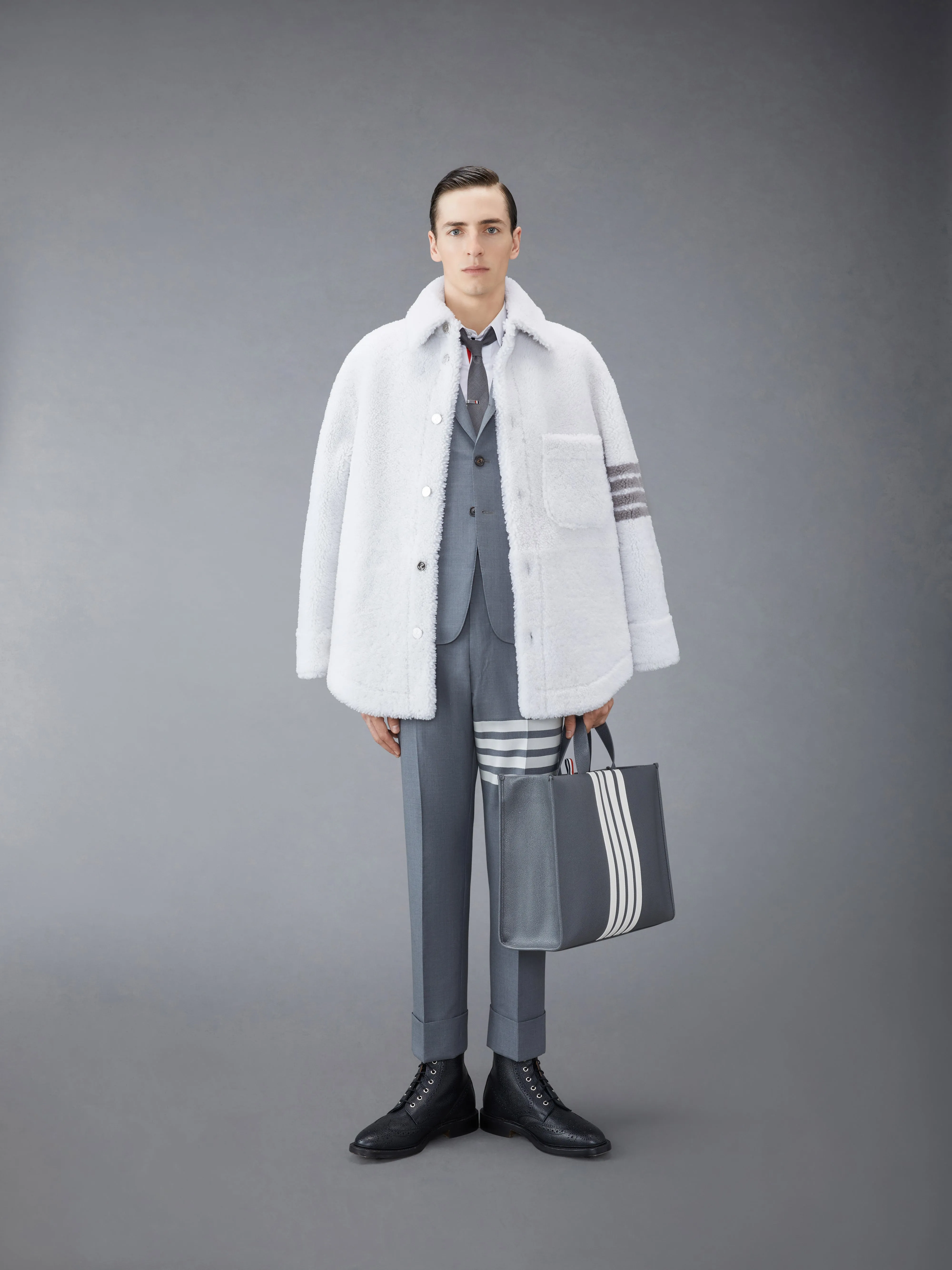 PLAIN WEAVE 4-BAR BACKSTRAP TROUSER sold by Thom Browne product image thumbnail 4