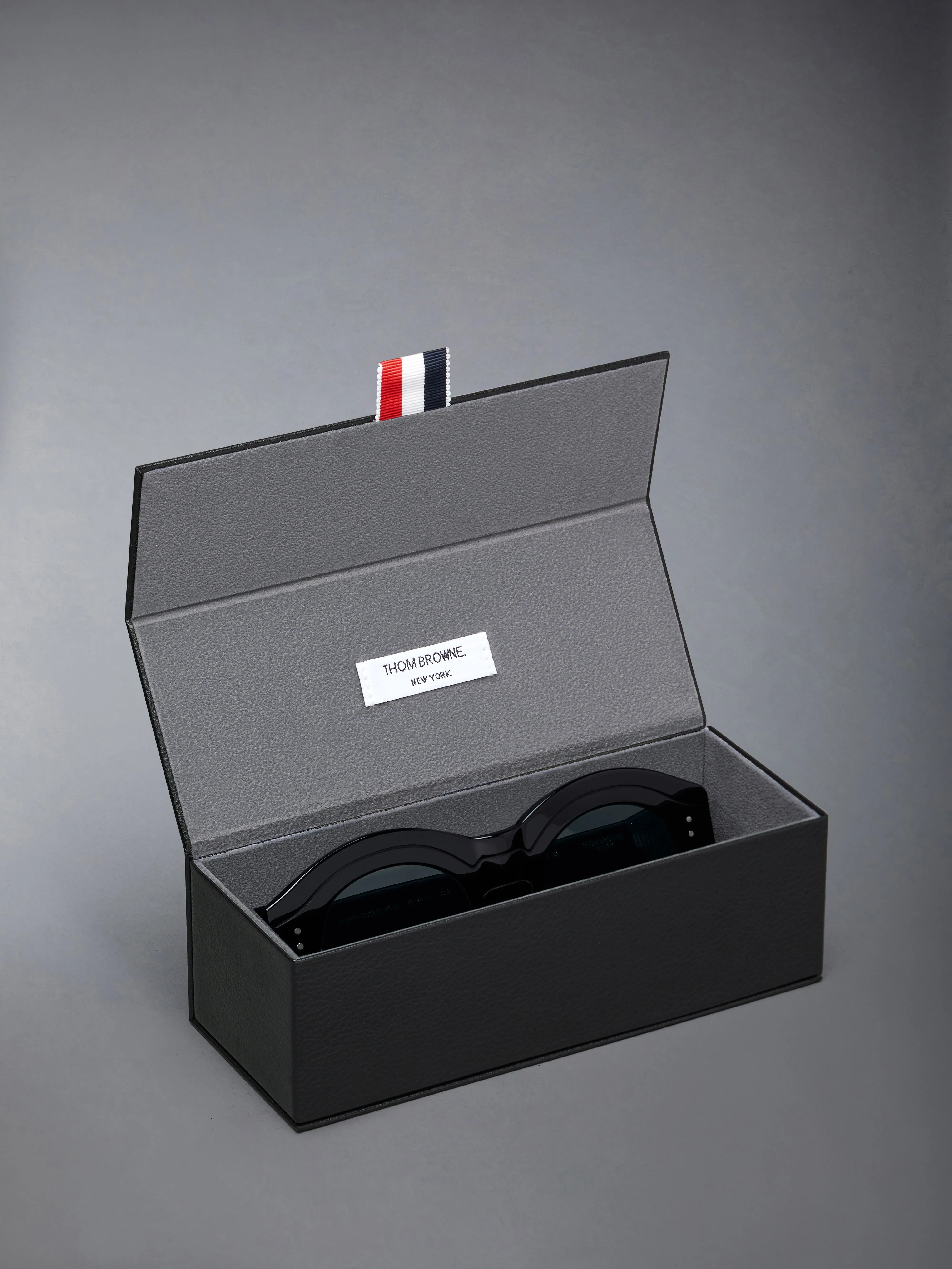 ACETATE ROUND SUNGLASSES sold by Thom Browne product image thumbnail 4