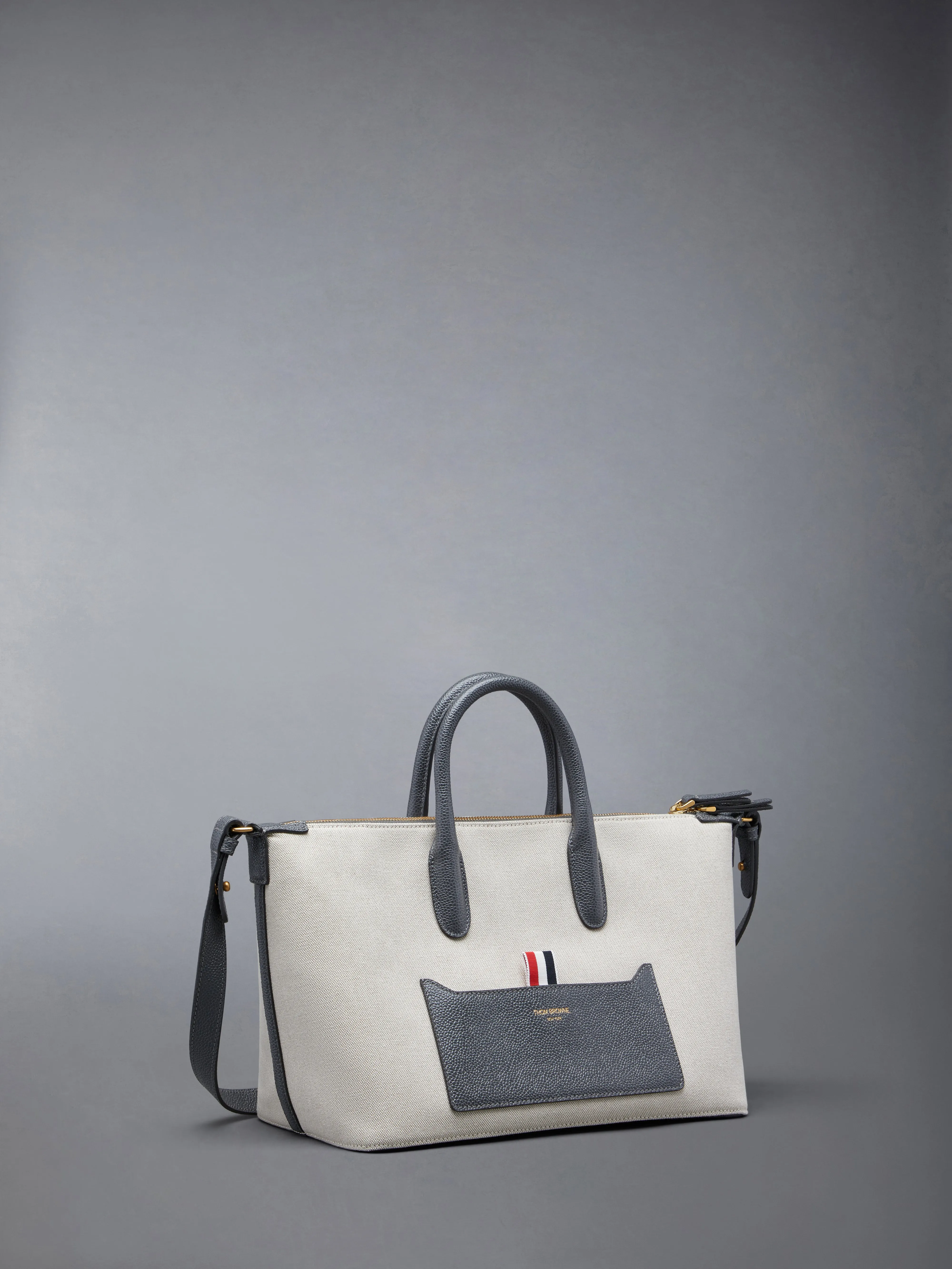 SMALL DUFFLE IN SALT AND PEPPER COTTON CANVAS sold by Thom Browne product image thumbnail 3