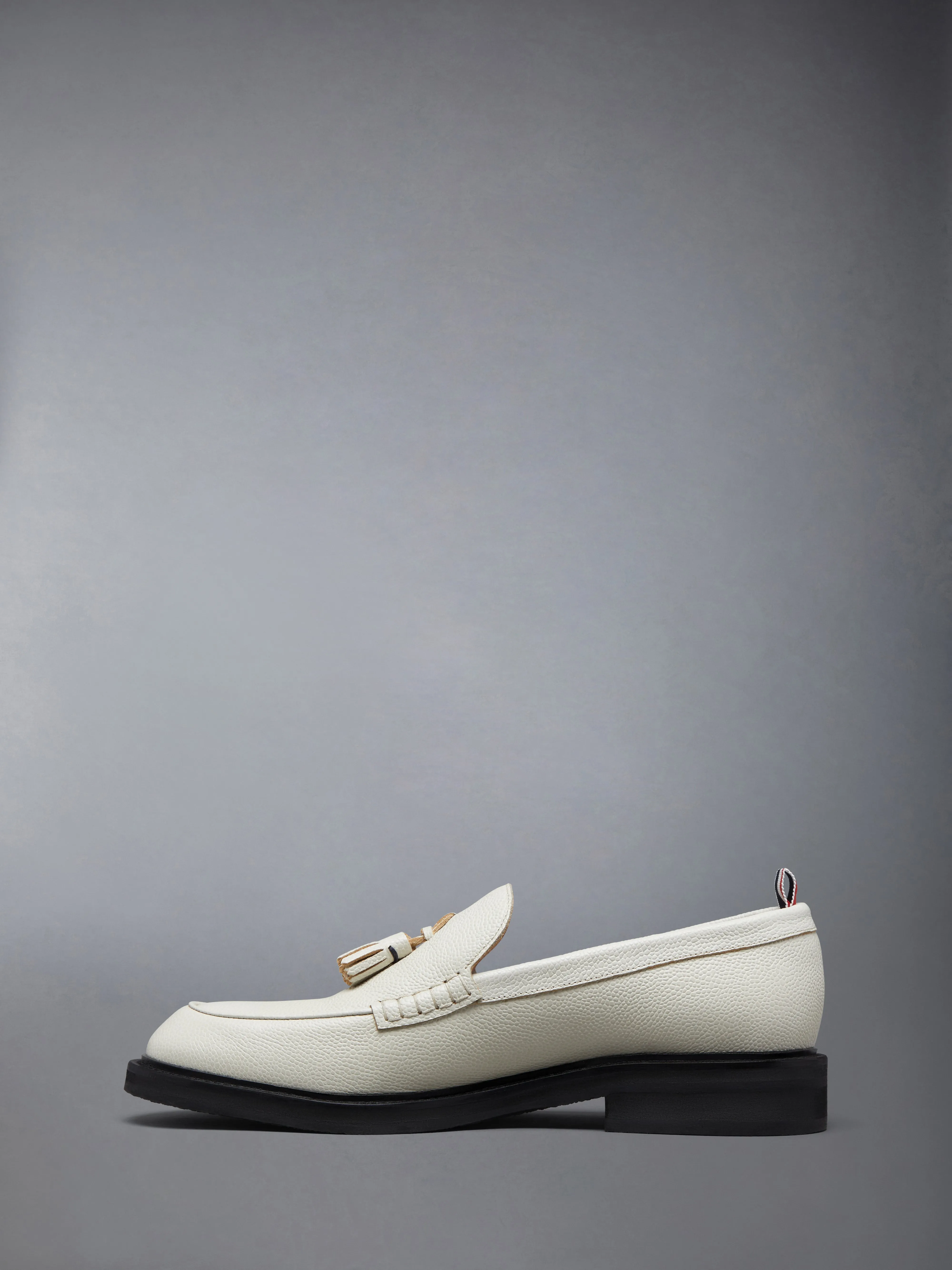 PEBBLE GRAIN LEATHER RWB TASSEL LOAFERS sold by Thom Browne product image thumbnail 2