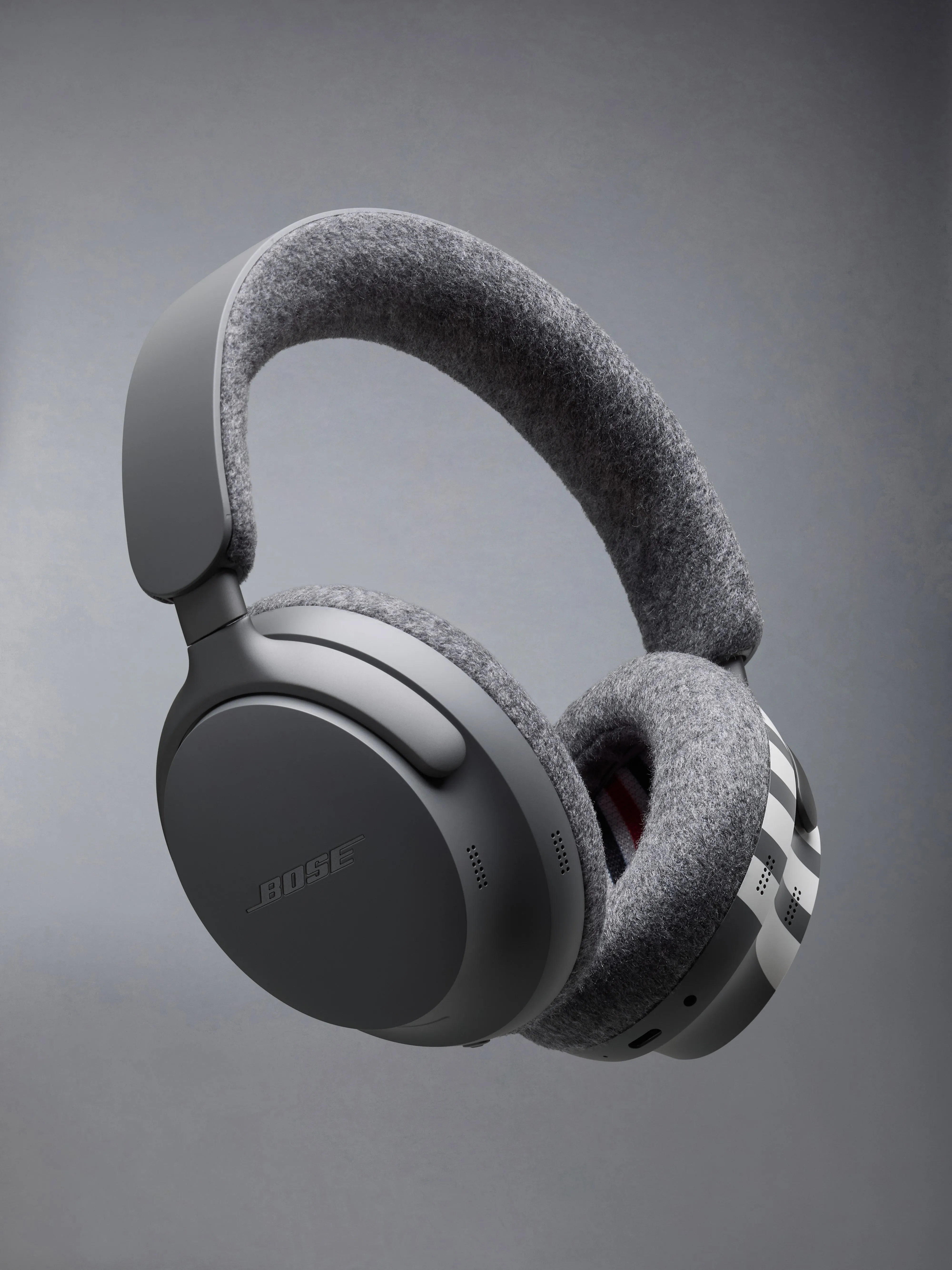 BOSE QUIETCOMFORT ULTRA HEADPHONES sold by Thom Browne