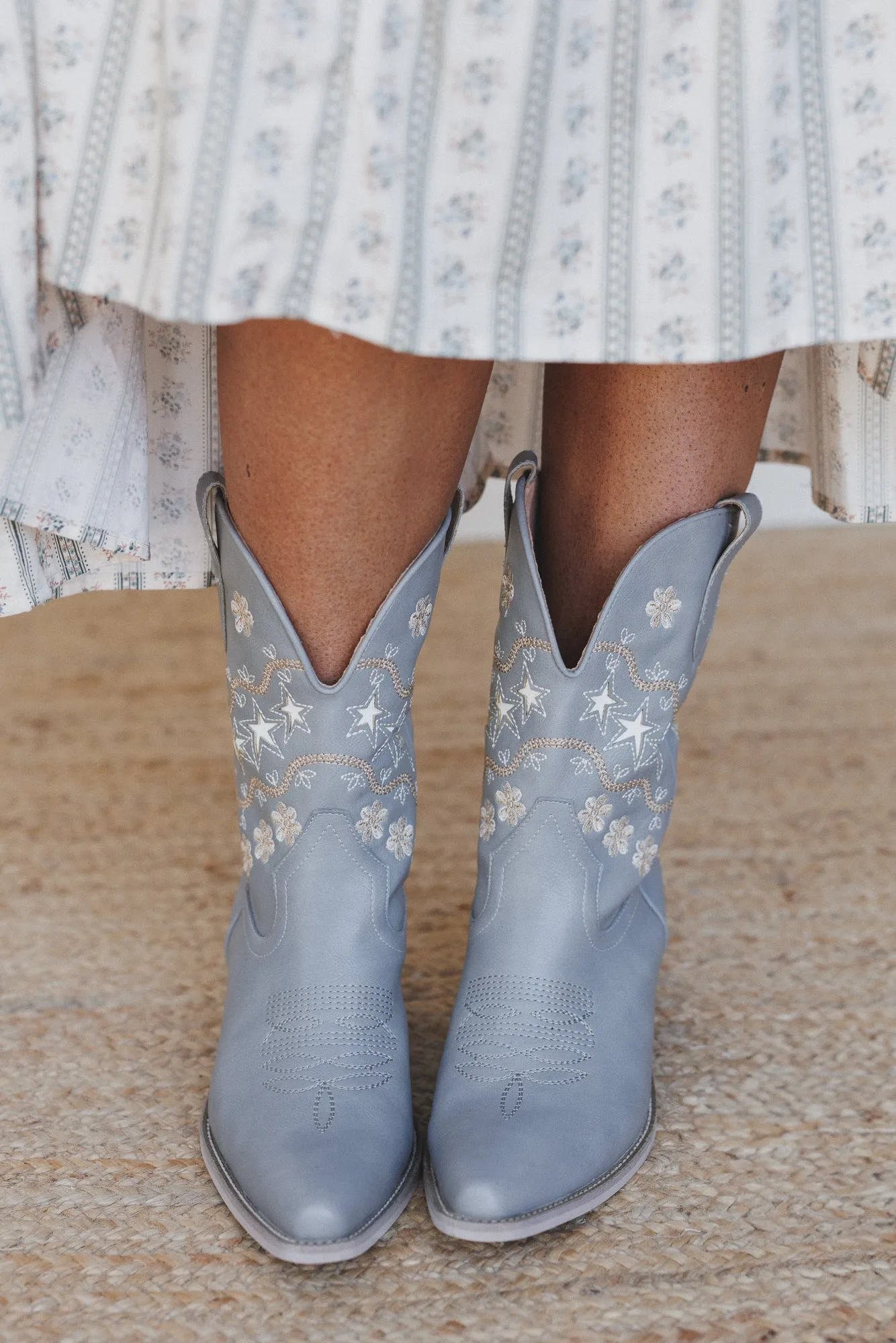 Cassy Embroidered Boots - Gray sold by Three Bird Nest product image thumbnail 5