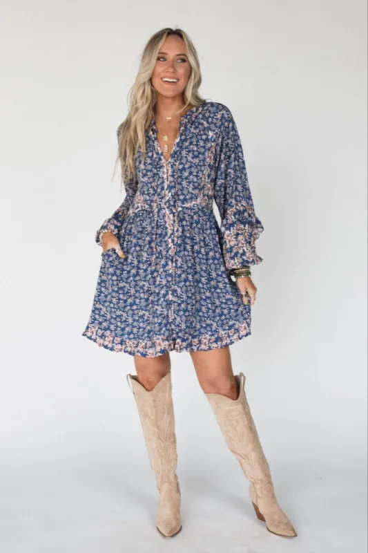 Alvina Floral Dress - Navy made by Listicle