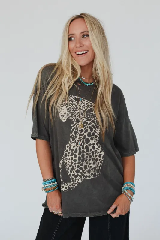 Cheetah Graphic Tee - Iron made by Promesa