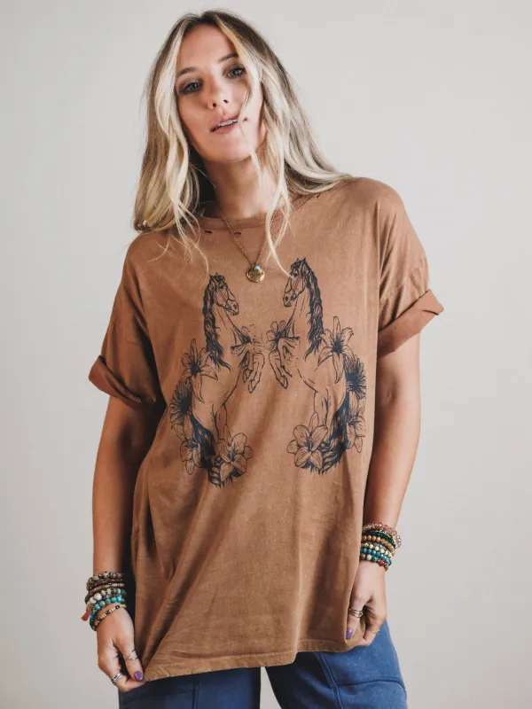 Vintage Horses Tee - Toffee - Pre Order made by Promesa