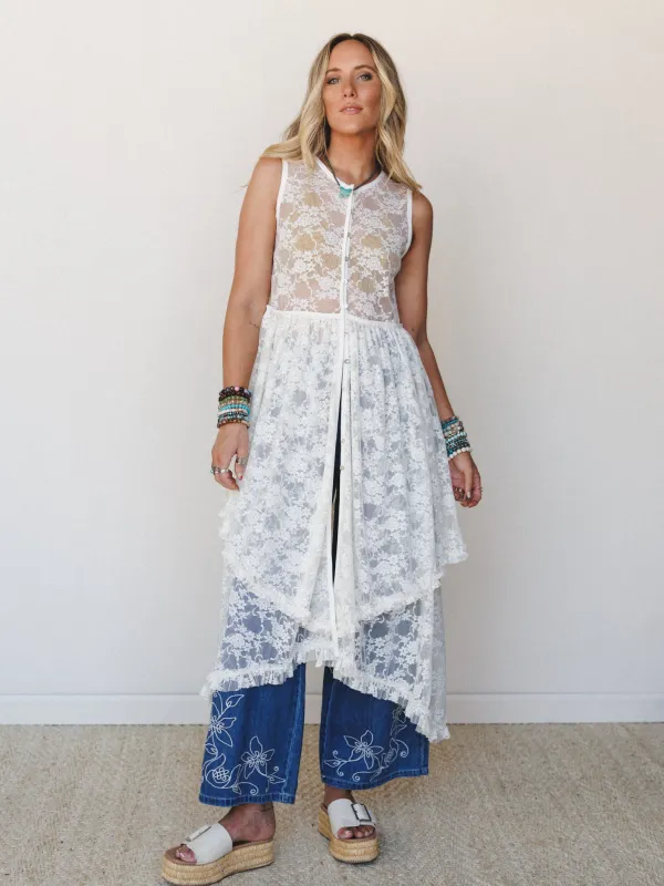Sienna Lace Dress - Cream made by Davi & Dani