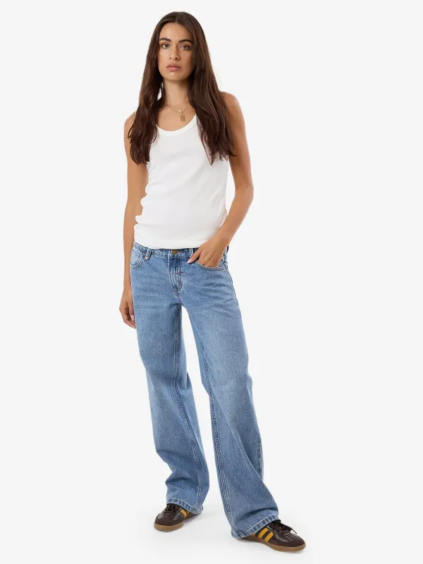 Saskia Low Rise Straight Jean - Dark Dust Blue sold by Thrills