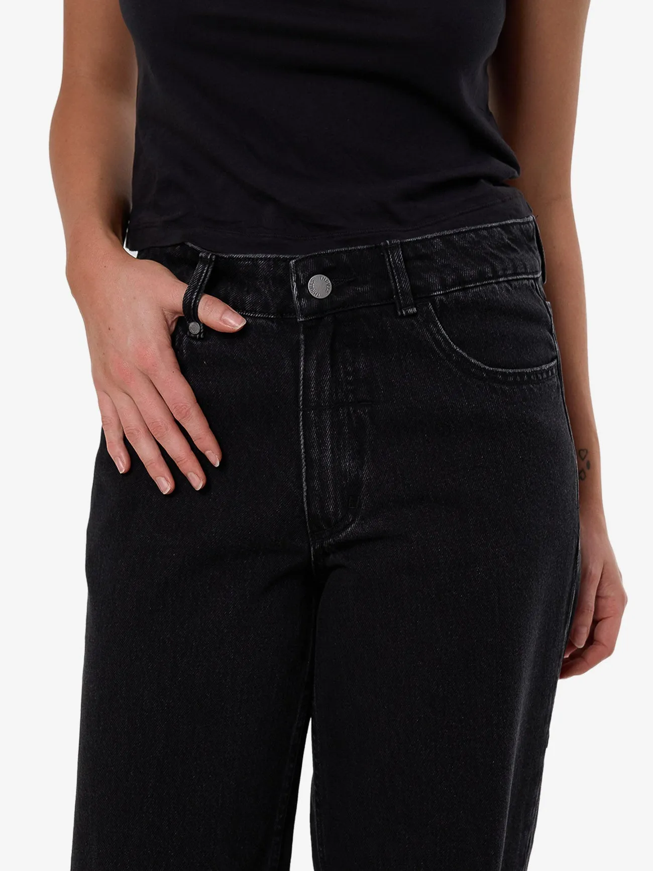 Billie Low Rise Baggy Jean - Aged Black sold by Thrills product image thumbnail 2