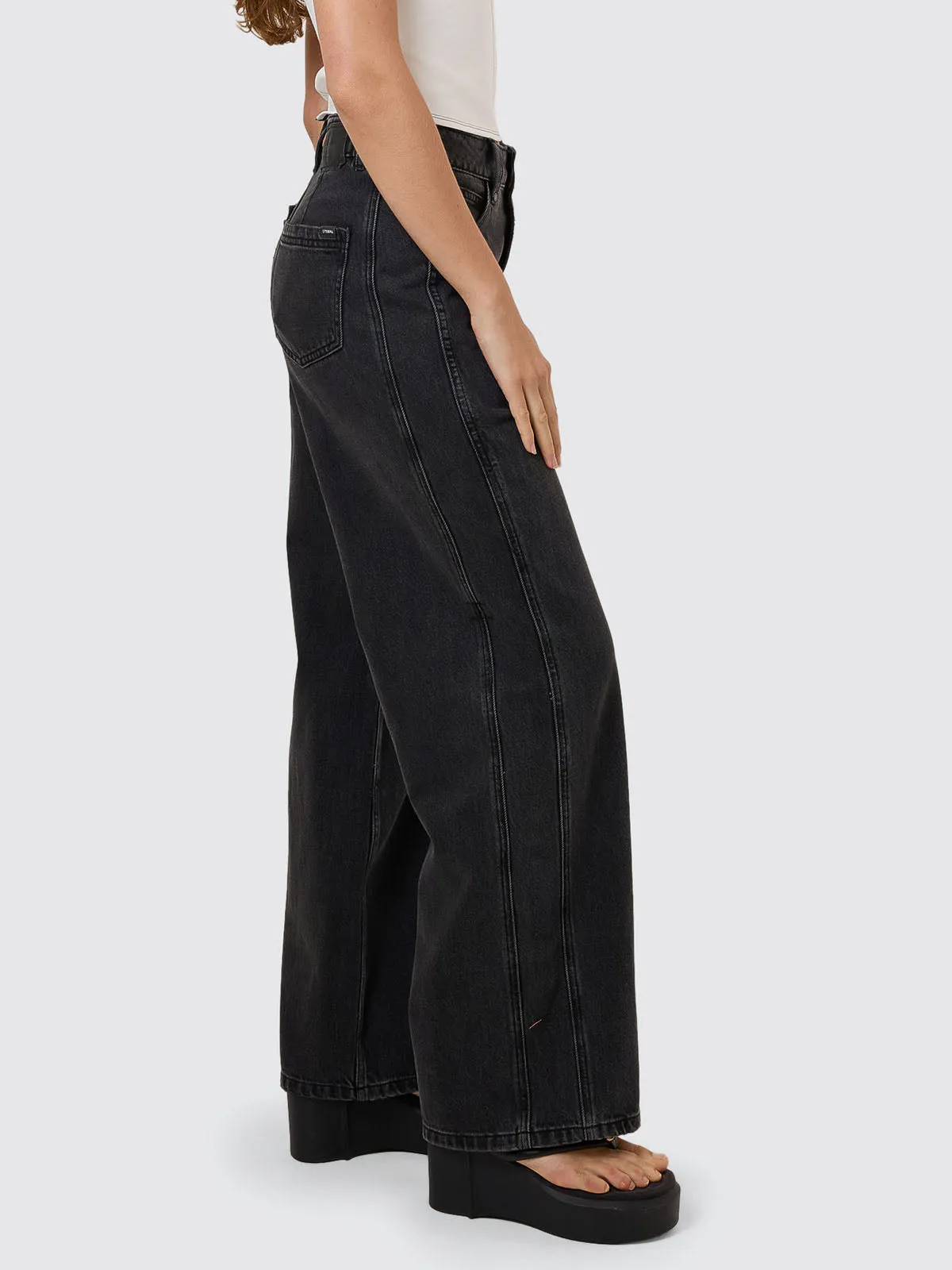 Ashton High Rise Wide Jean Tall fit - Ash Black sold by Thrills product image thumbnail 5