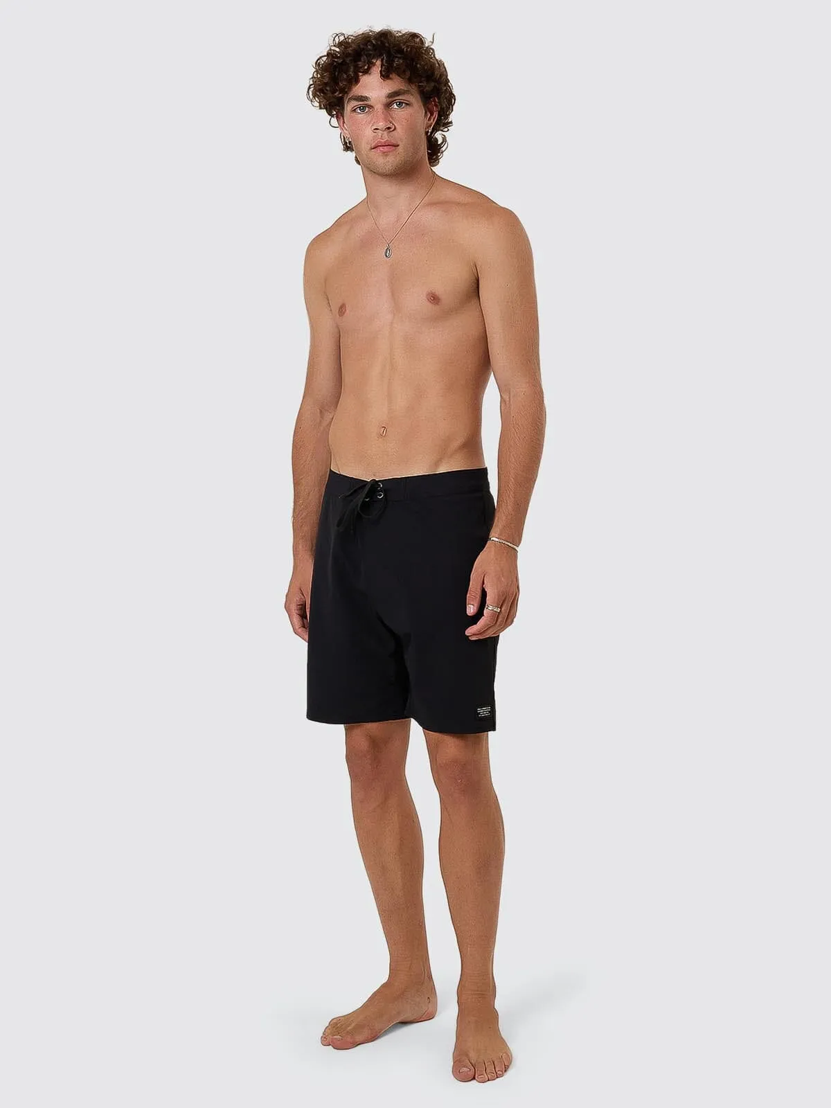 Minimal Thrills Boardshort 2.0 - Black sold by Thrills