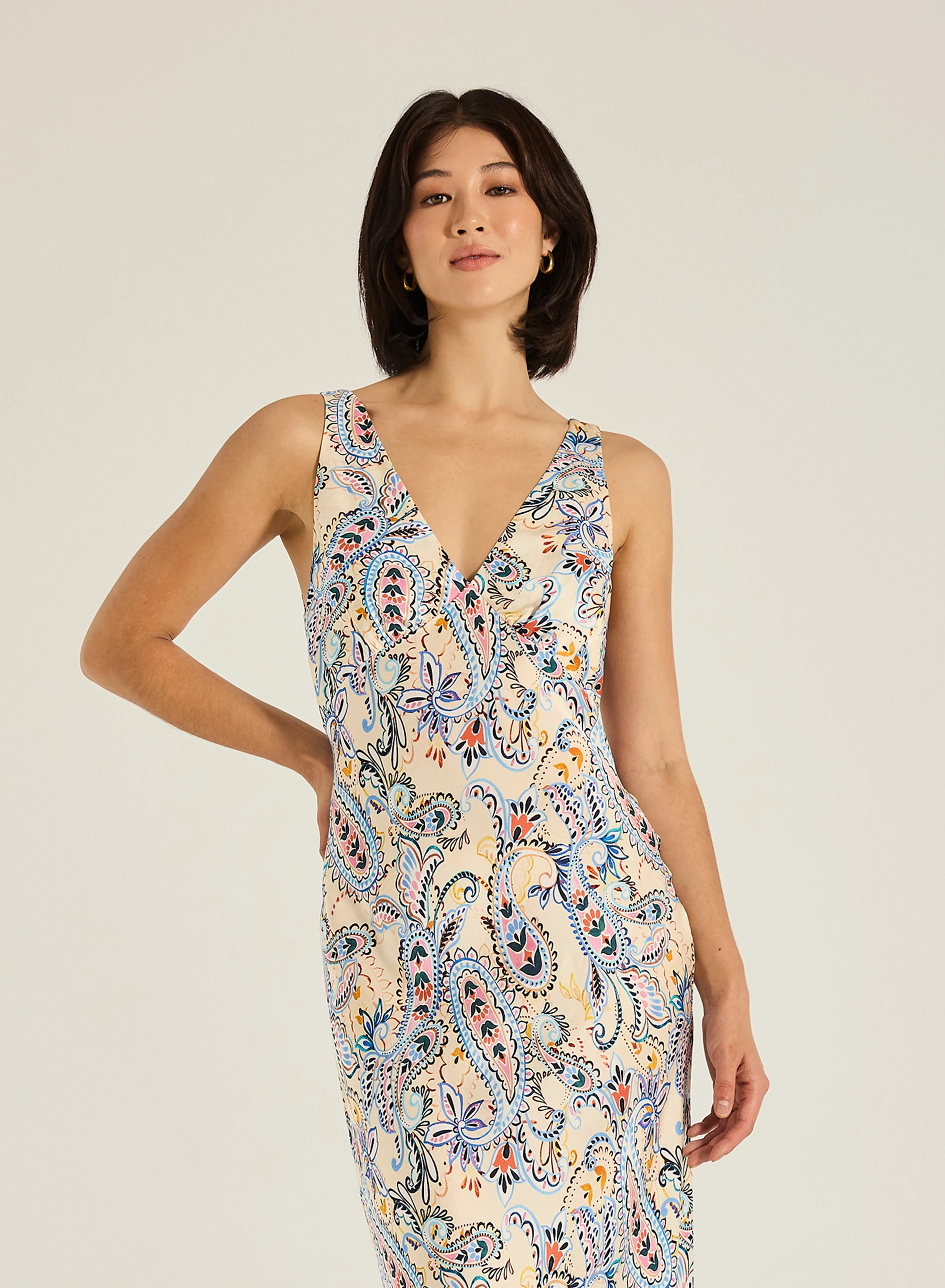 Solara Magnolia Maxi Dress sold by Tigerlily product image thumbnail 4