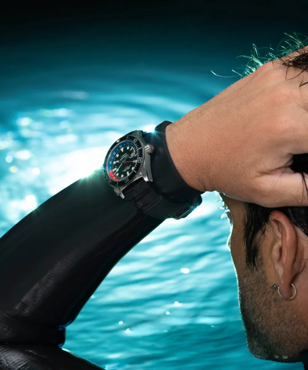 Deepwater Reef 200 GMT 41mm Synthetic Rubber Strap Watch sold by Timex product image thumbnail 2