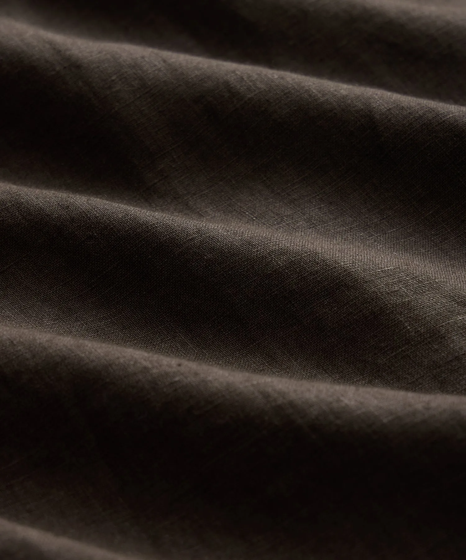 Slim Sea Soft Irish Linen Point Collar Shirt sold by Todd Snyder product image thumbnail 4