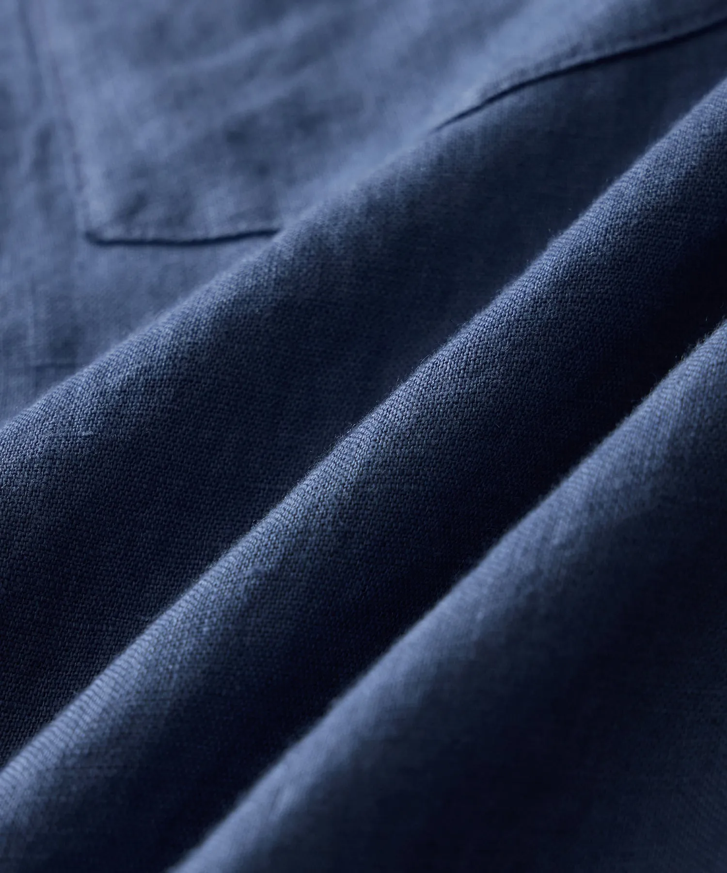 Slim Sea Soft Irish Linen Point Collar Shirt sold by Todd Snyder product image thumbnail 4