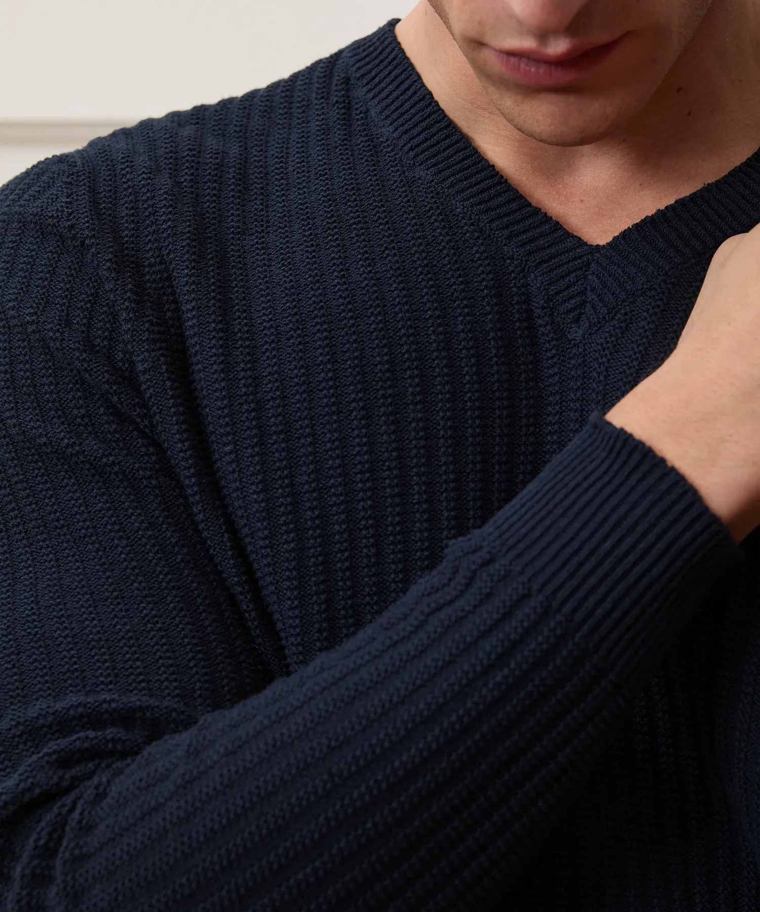 Inis Meáin Linen Marl V-Neck Sweater sold by Todd Snyder product image thumbnail 4