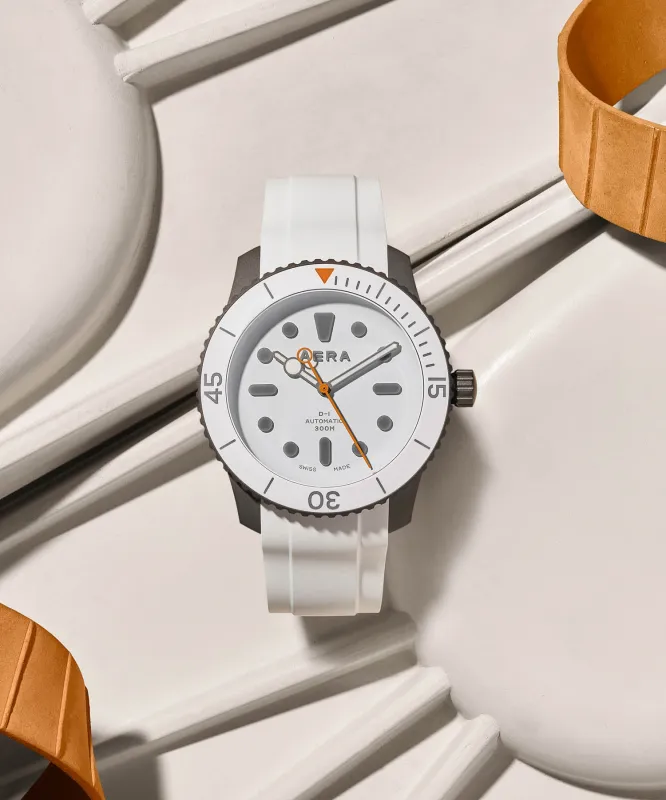 Todd Snyder X AERA D-1 Diver Watch sold by Todd Snyder