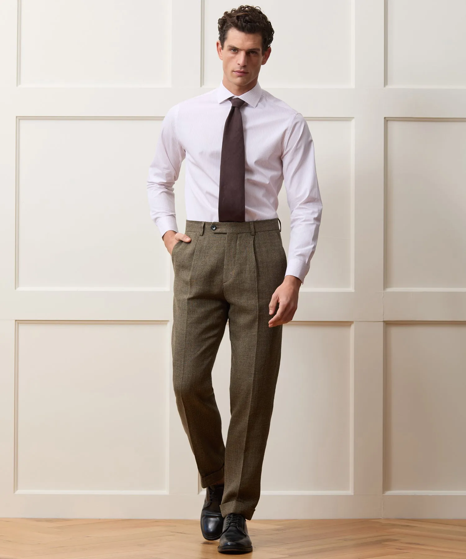 Italian Linen Houndstooth Madison Trouser sold by Todd Snyder product image thumbnail 3
