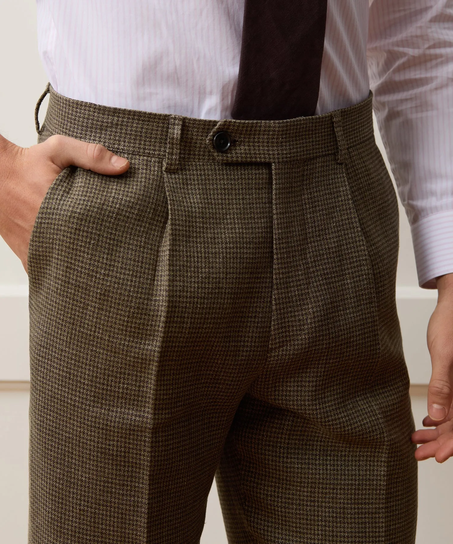 Italian Linen Houndstooth Madison Trouser sold by Todd Snyder product image thumbnail 5