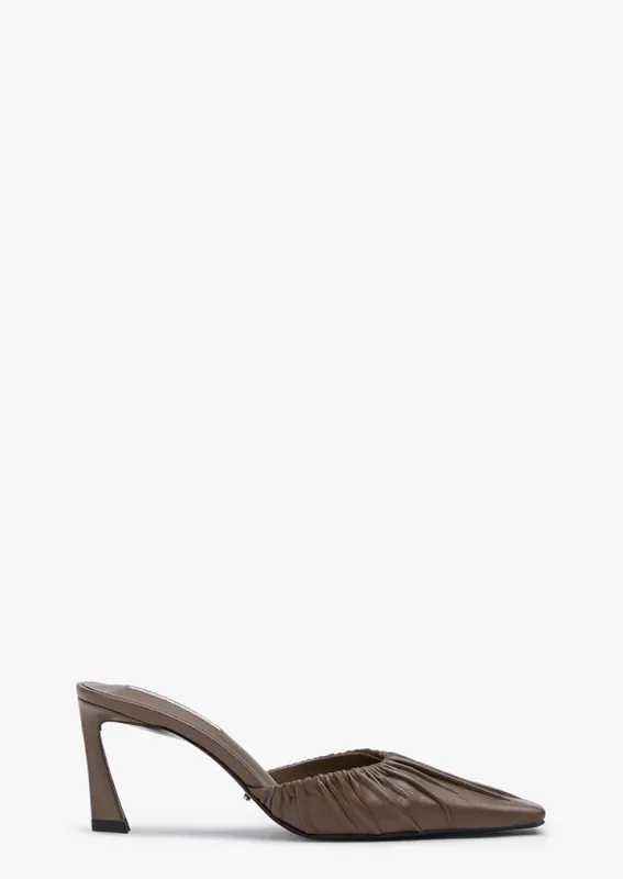 Janey Liqueur Nappa sold by Tony Bianco