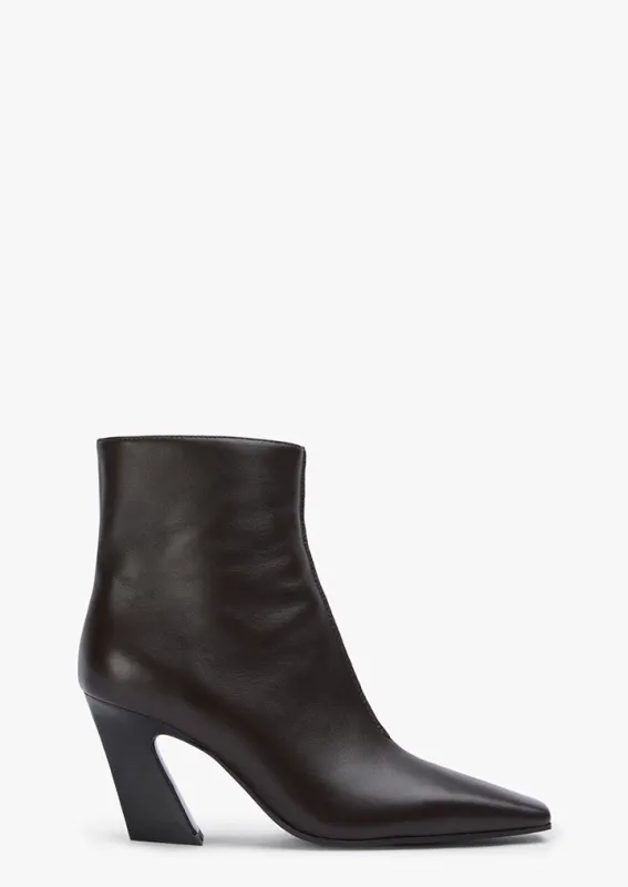 Queen Chocolate Nappa sold by Tony Bianco