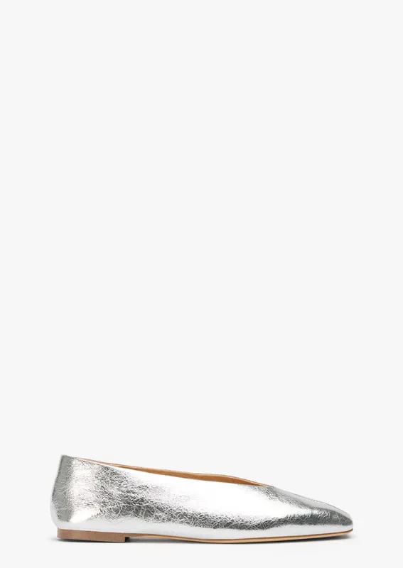 Brash Silver Vintage Metal sold by Tony Bianco