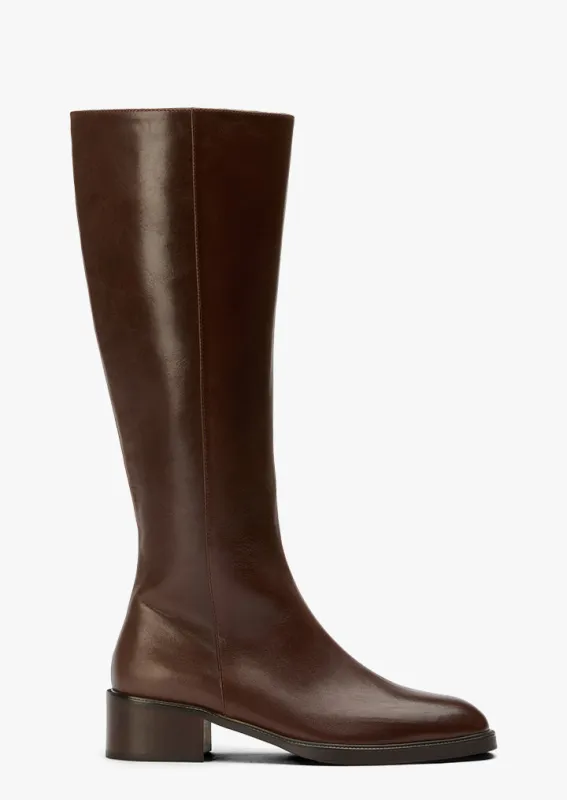 Jackson Choc Vintage sold by Tony Bianco