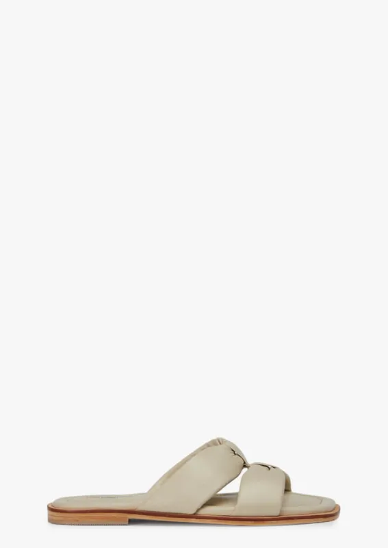 Brock Chalk Flats sold by Tony Bianco