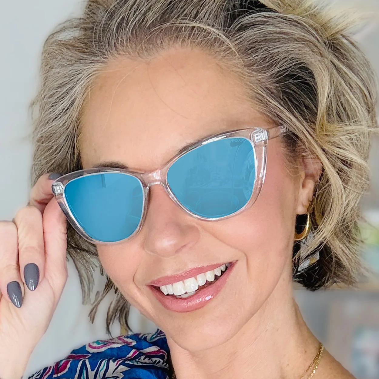 Kara - Mirrored Blue Cat Eye Sunglasses sold by Topfoxx product image thumbnail 2