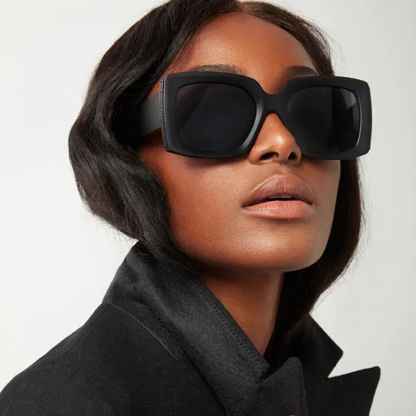 Sustainable Bardot - Black sold by Topfoxx product image thumbnail 2