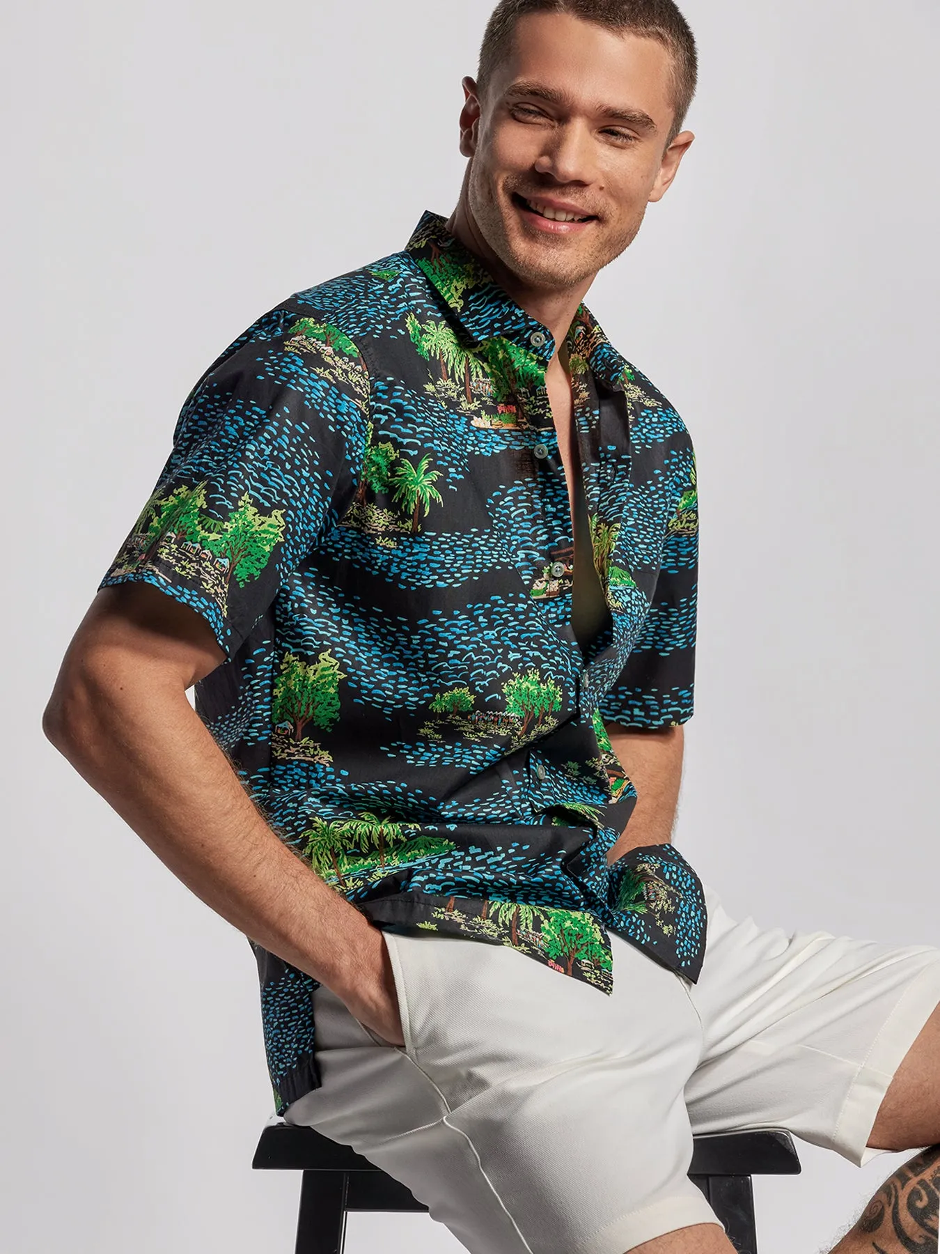 Farmer's Market sold by Tori Richard product image thumbnail 2