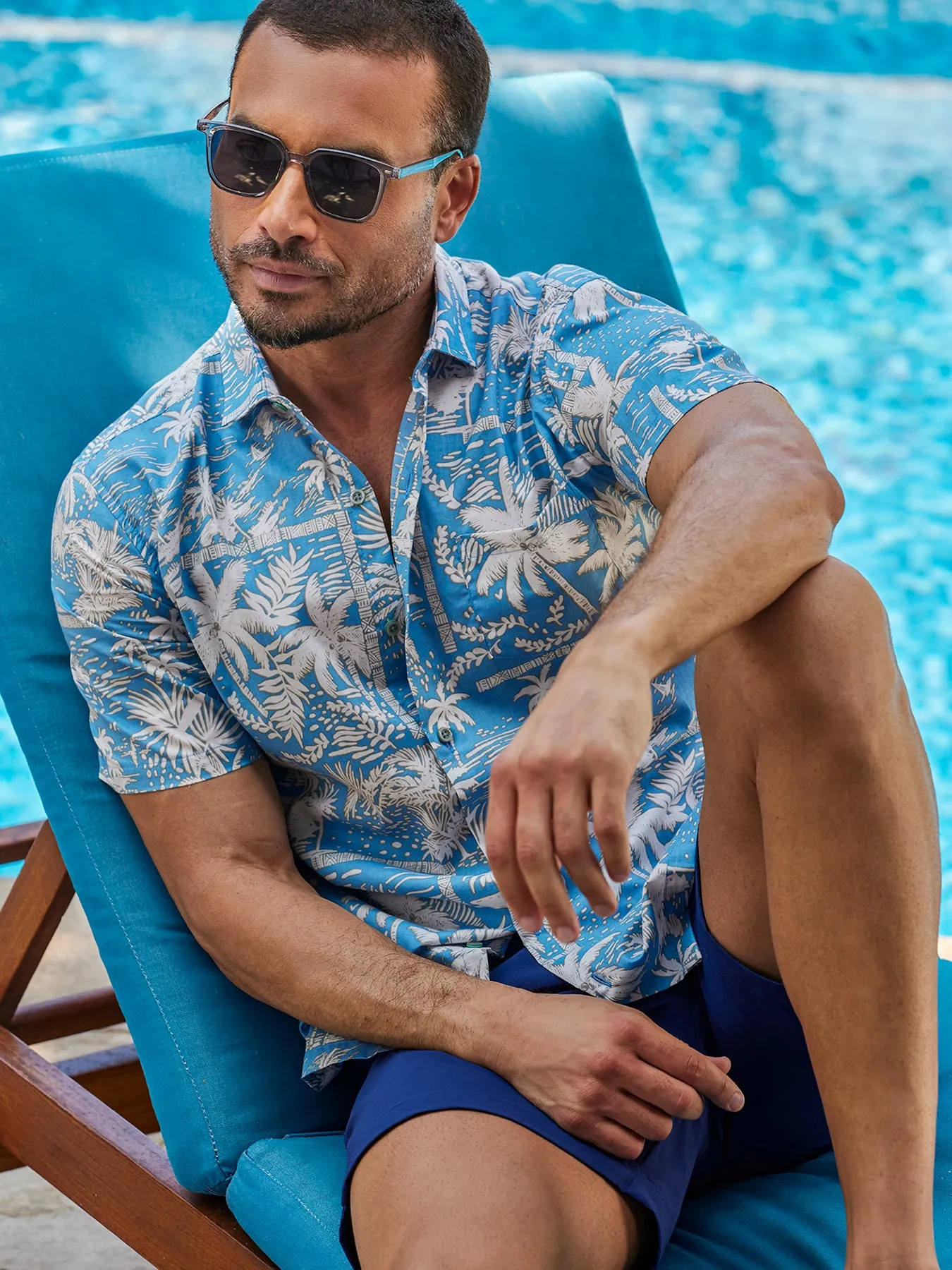 Daytripper sold by Tori Richard product image thumbnail 3